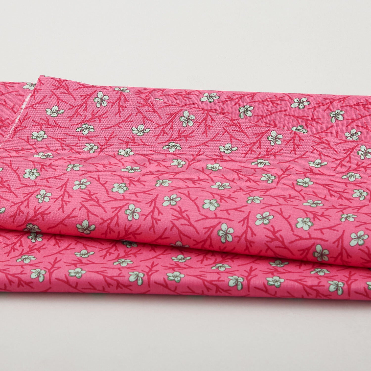 2025 LTD - Blossom Rose 2 Yard Cut