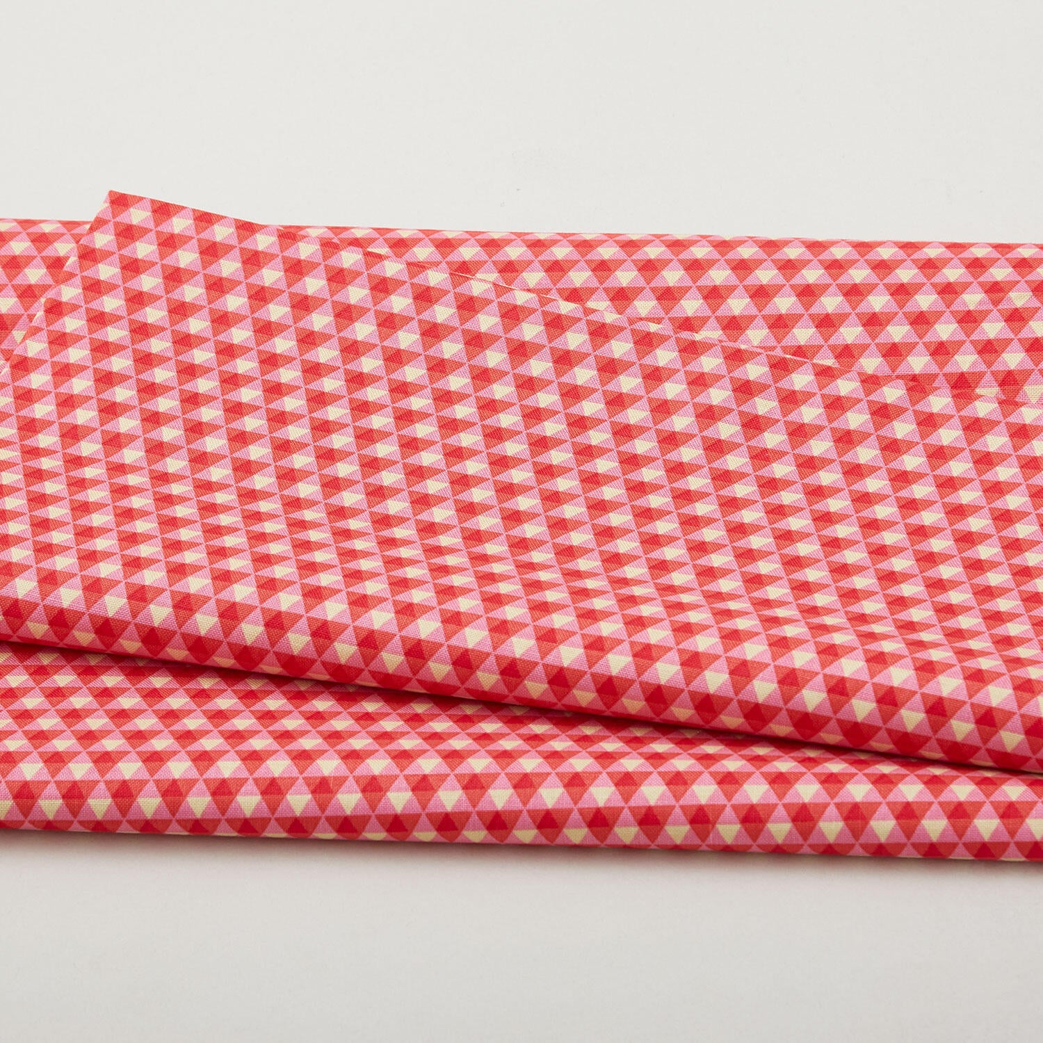 2025 LTD - Diamond Pink Lemonade 2 Yard Cut