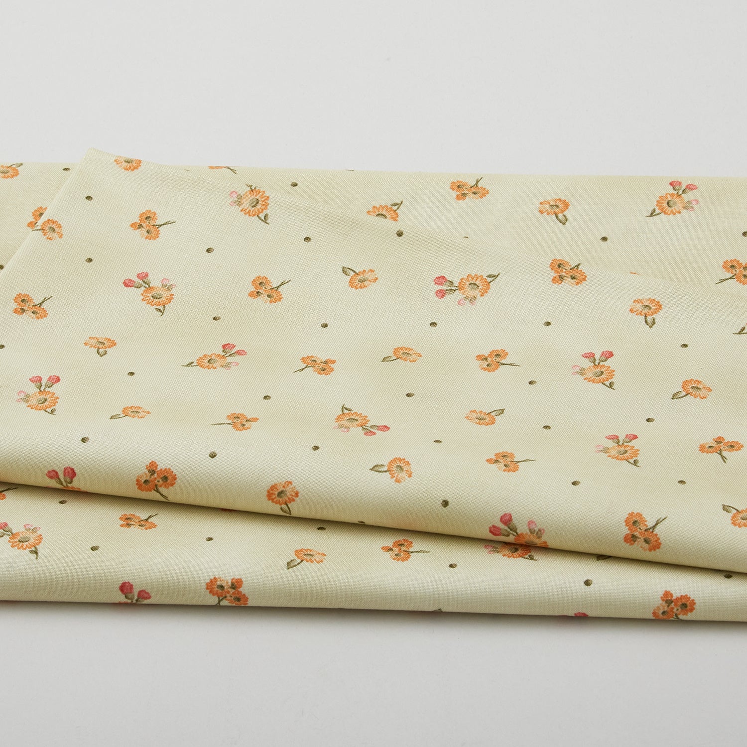 A Golden Life Favorites - Tiny Daisies Green 2 Yard Cut