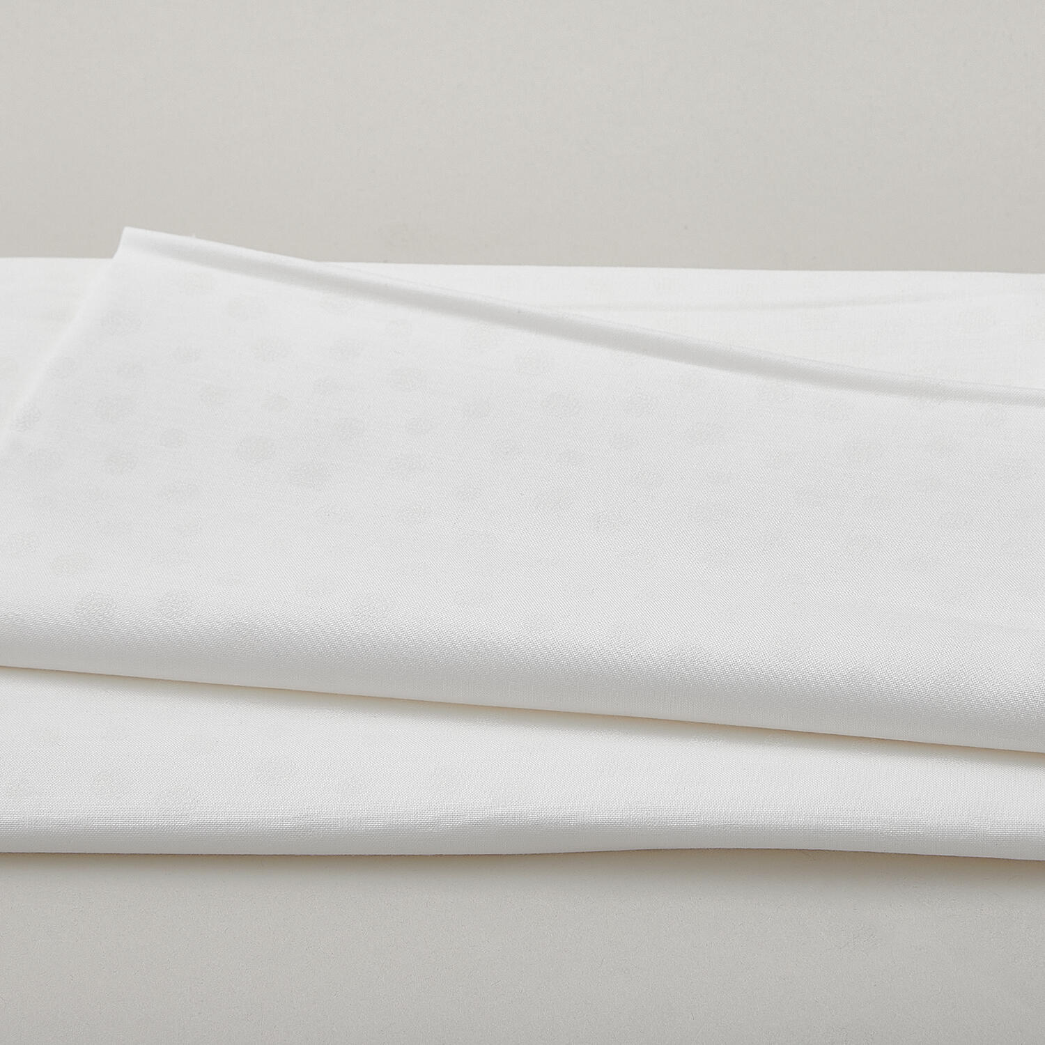 Begins with Mum - Baby Breath White 2 Yard Cut