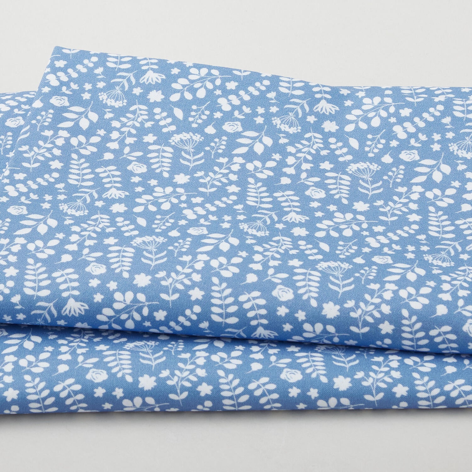Blossom Brew - Flowering Field Blue 2 Yard Cut