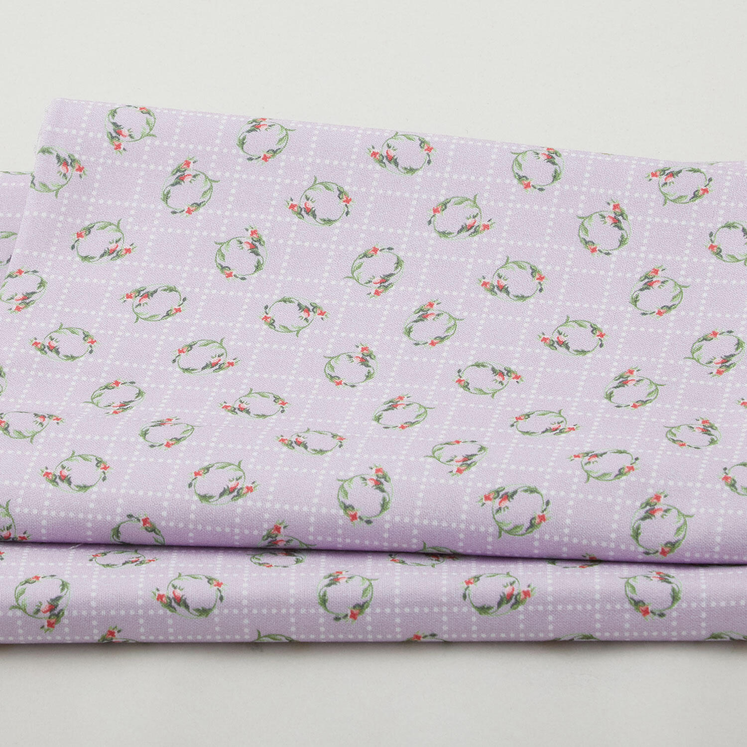 Budding Roses - Ring Around the Rosie Violet 2 Yard Cut