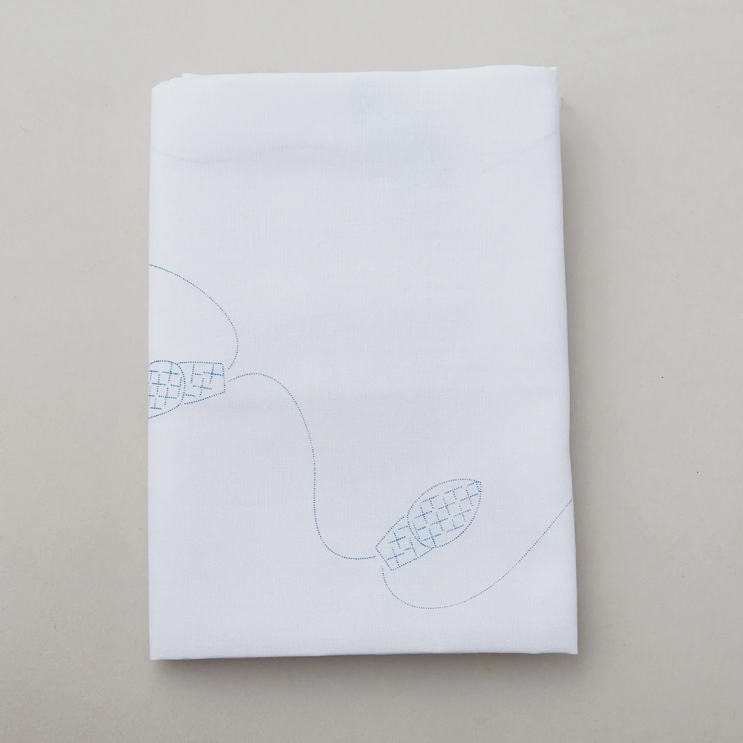 Christmas Embroidery Table Topper Kit - Image 2