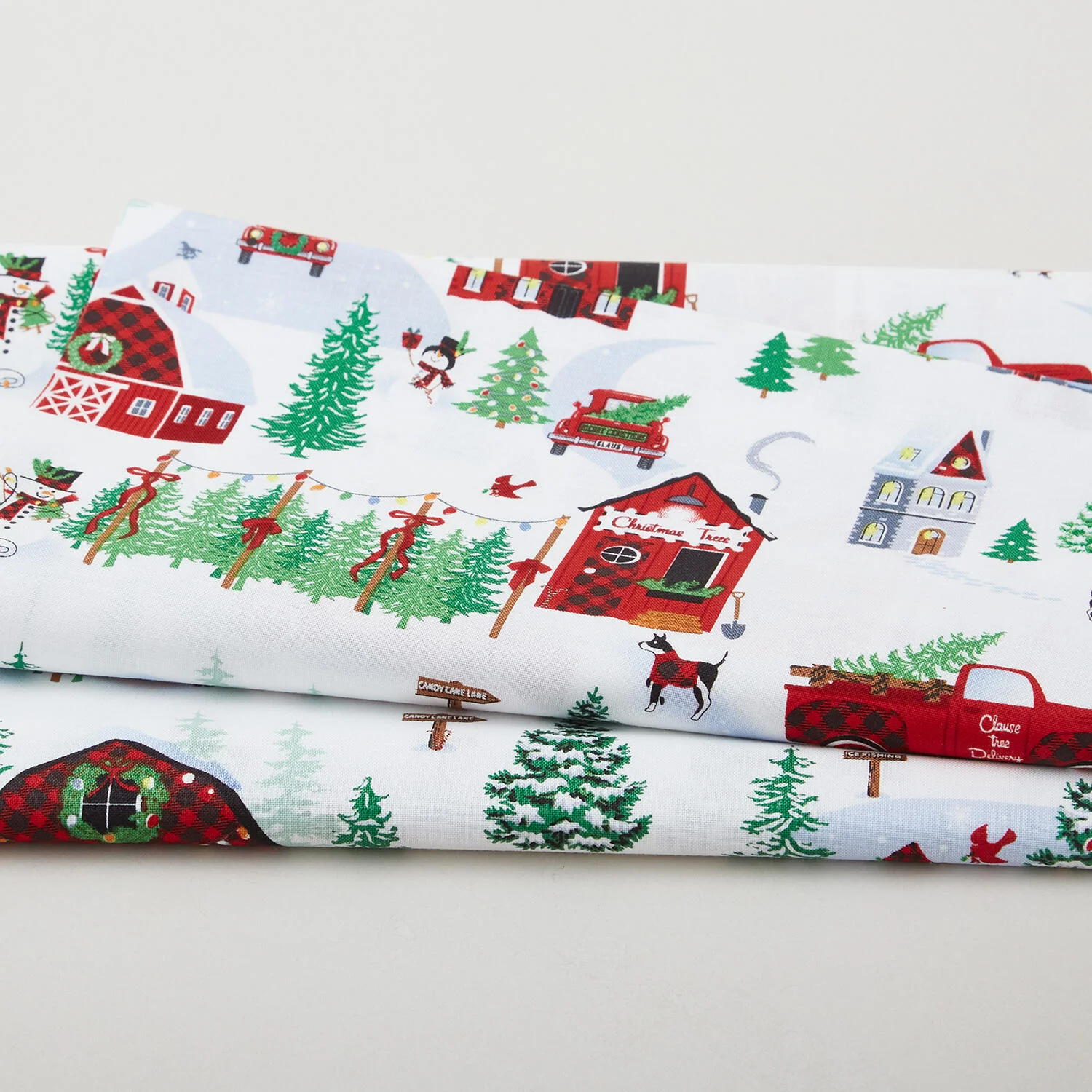 Country Christmas - Country Living White 2 Yard Cut