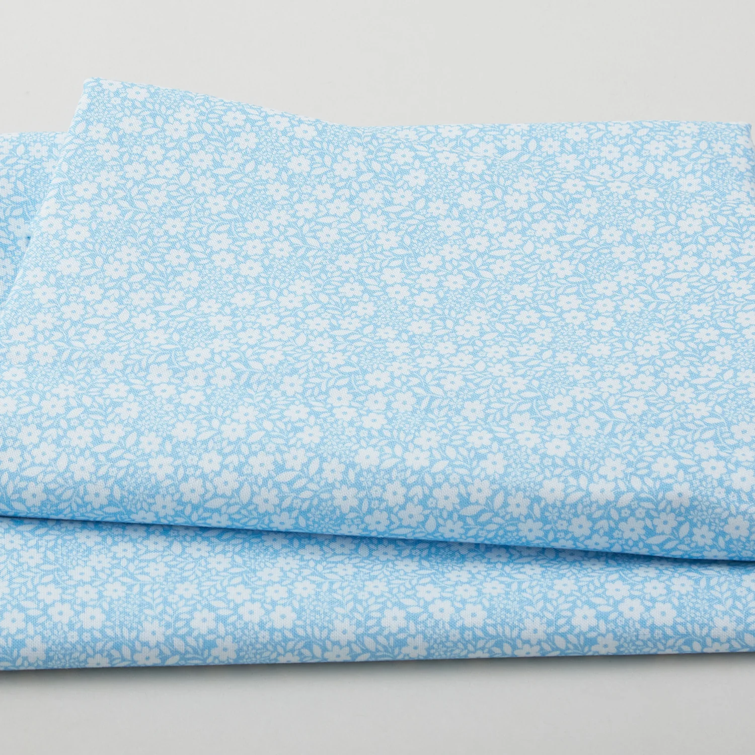 Country Cottage - Sweet Nothings Blue 3 Yard Cut