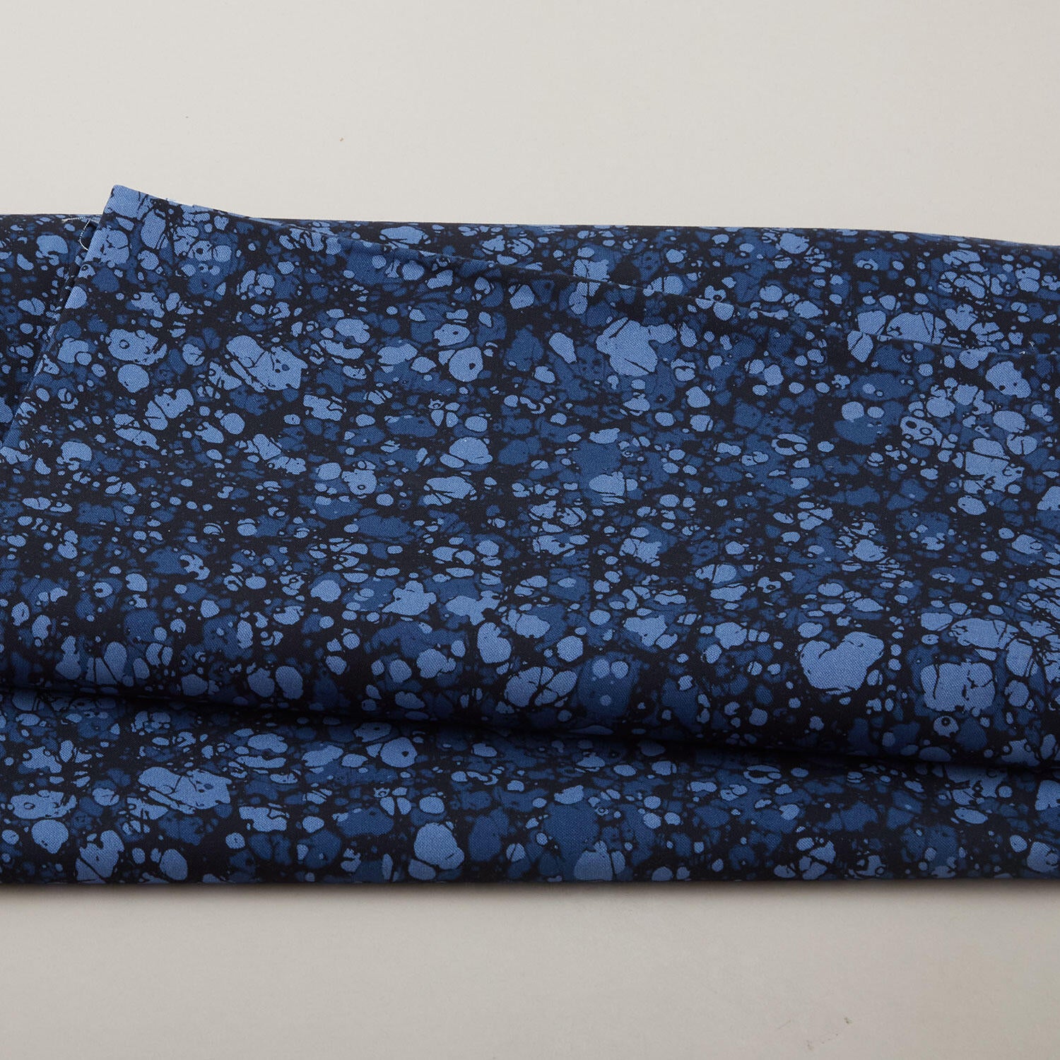 Crackle Mosaic 108" - Crackle Blue 3 Yard Cut