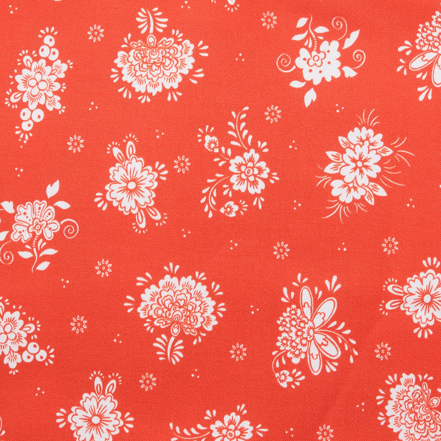 Crimson Posies Favorites - Garnet Tossed Bouquet 2 Yard Cut - Image 2