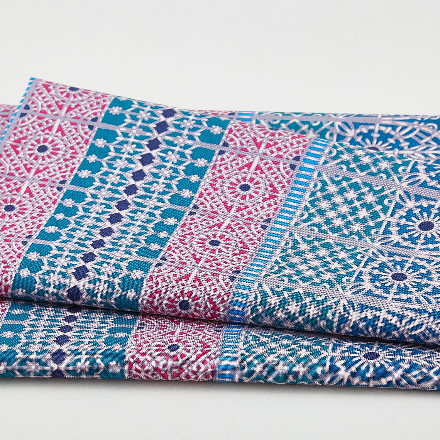 Fluent - Vestment Winter 1 Yard Cut