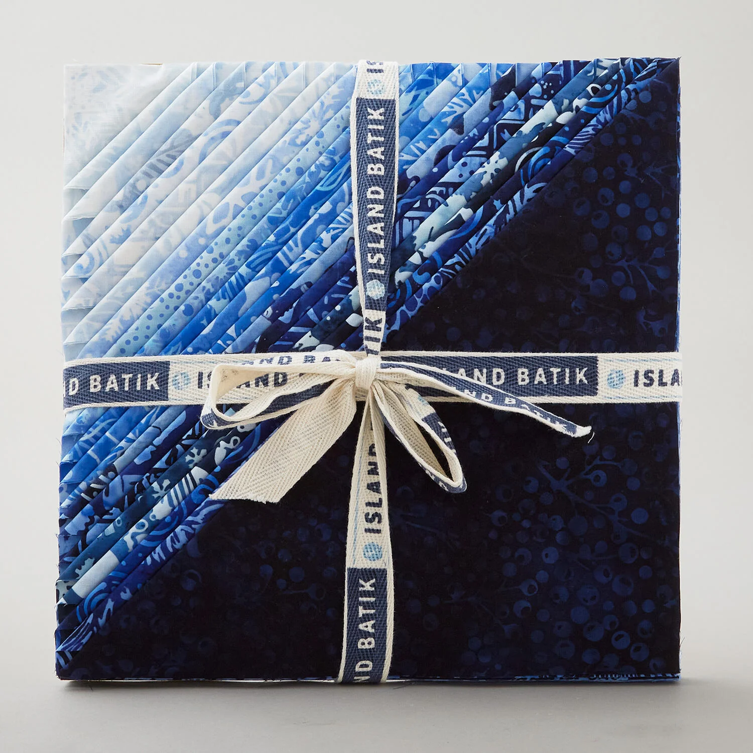 Frosted Wishes Batiks Stacks - Image 2