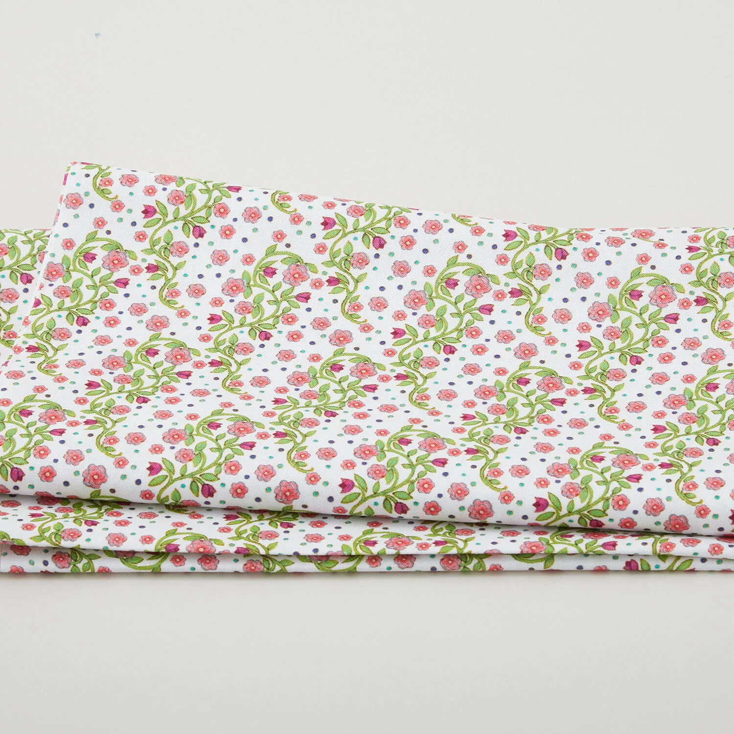 Garden Angels - Vining Roses White 2 Yard Cut
