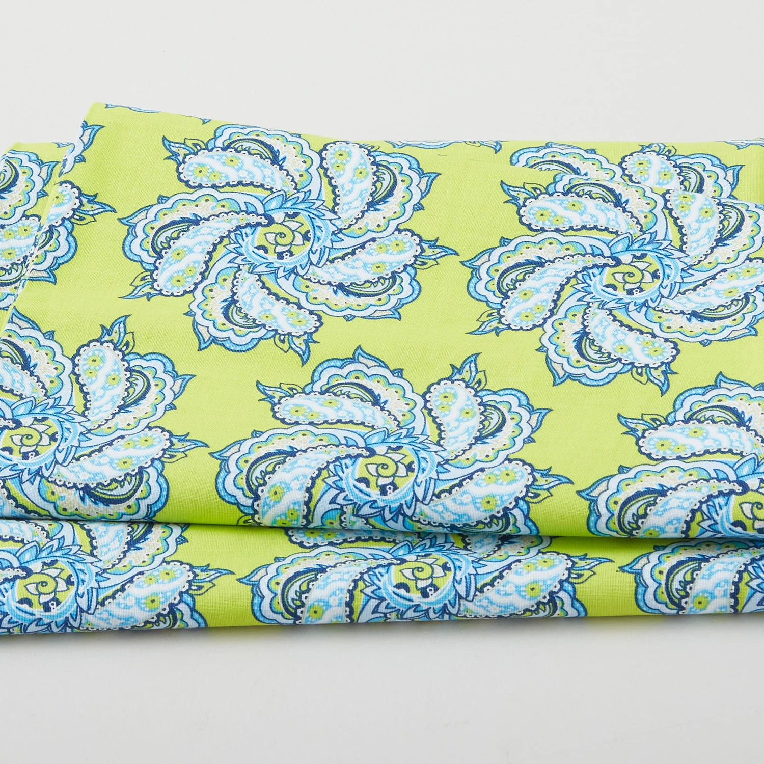 Hadleigh Favorites - Paisley Floral Green 2 Yard Cut