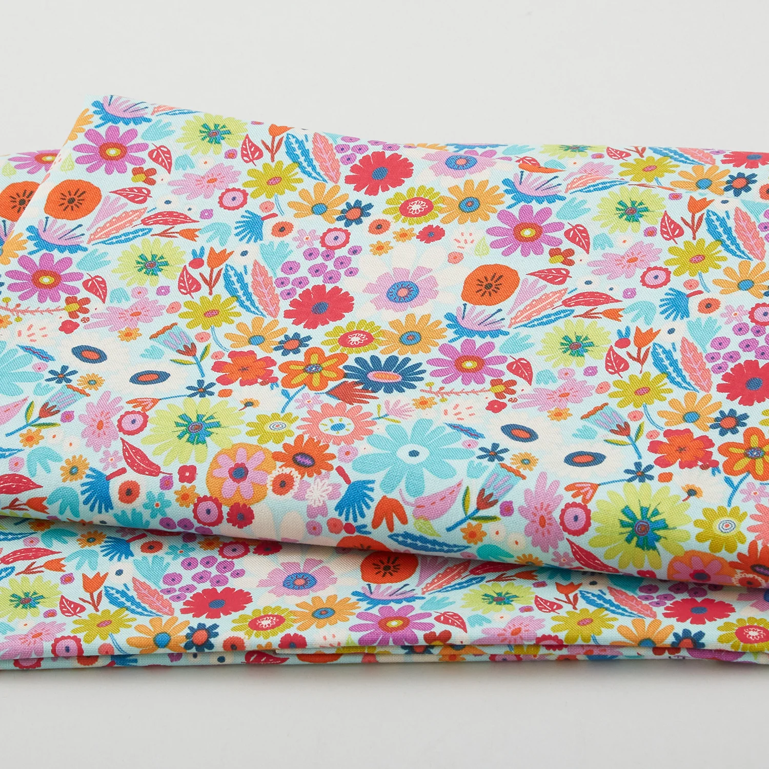 Harmony - Little Scattered Clear 2 Yard Cut