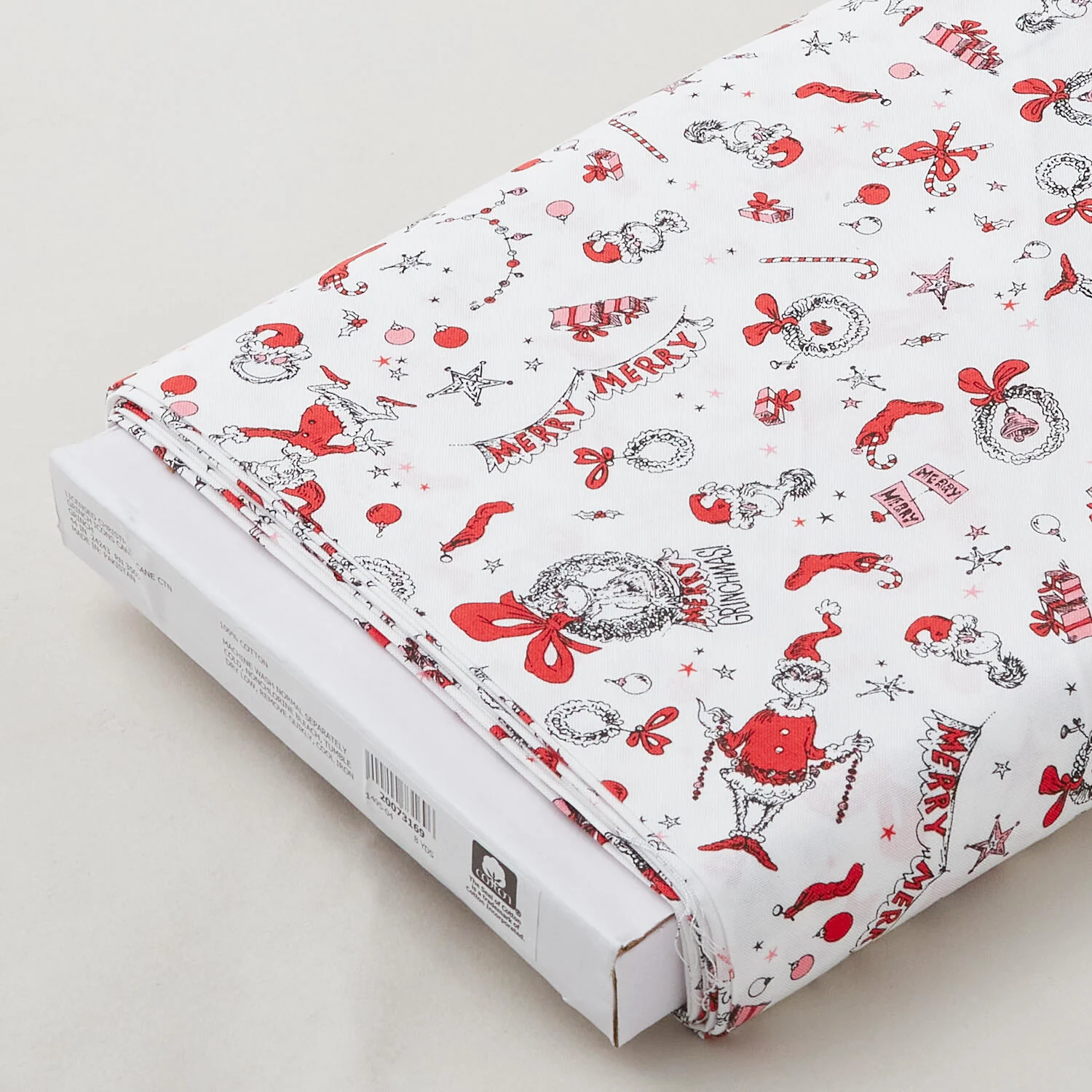 How the Grinch Stole Christmas - Grinchmas White 8 Yard Bolt