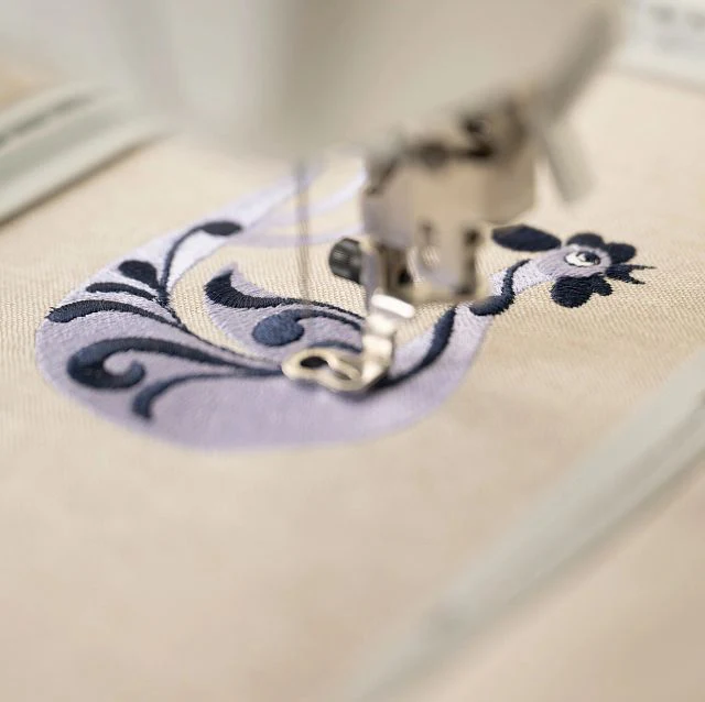 HUSQVARNA® VIKING® DESIGNER QUARTZ™ 29 Sewing & Embroidery Machine - Image 5