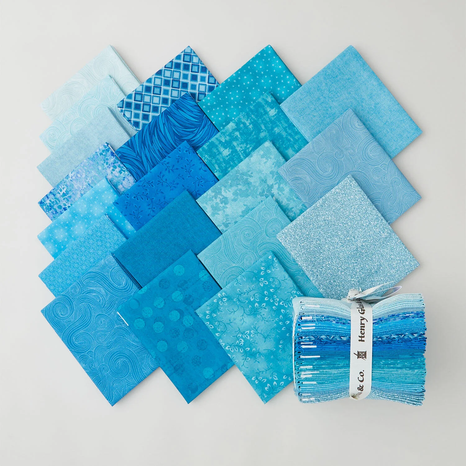 I've Got Hue, Babe Turquoise Waves Fat Quarter Bundle