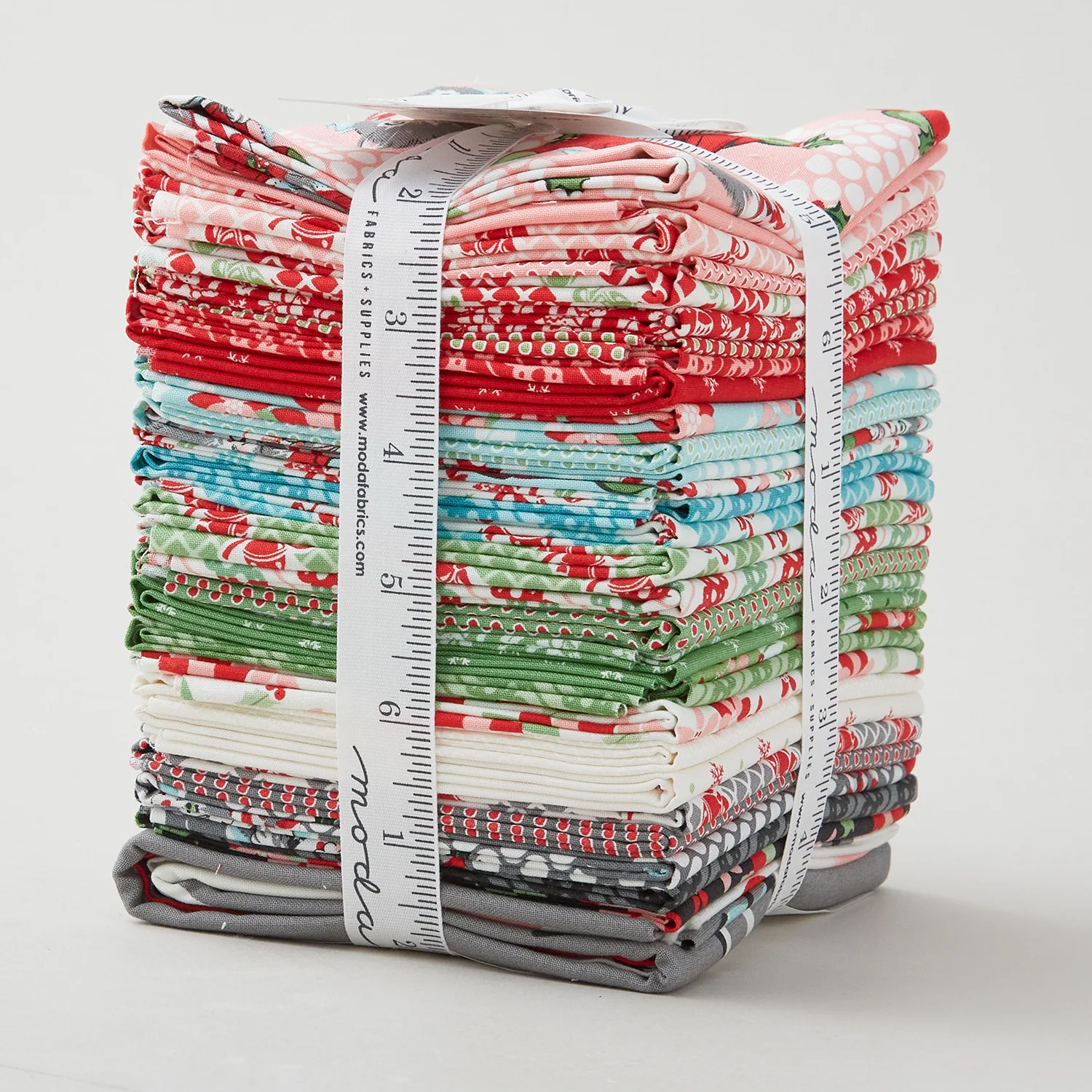 Kitty Christmas Fat Quarter Bundle - Image 2