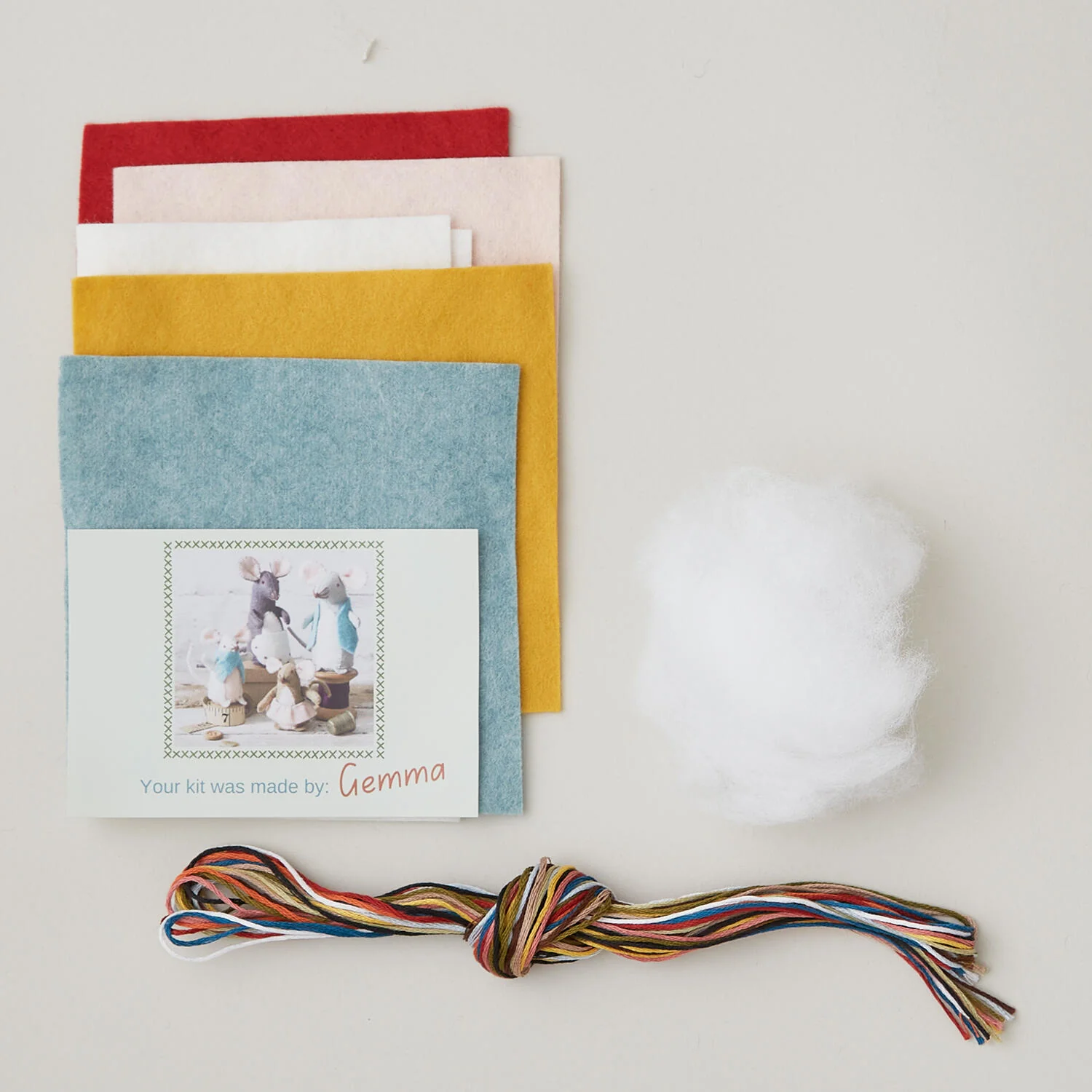 Little Mouse The Librarian Felt Craft Mini Kit - Image 6