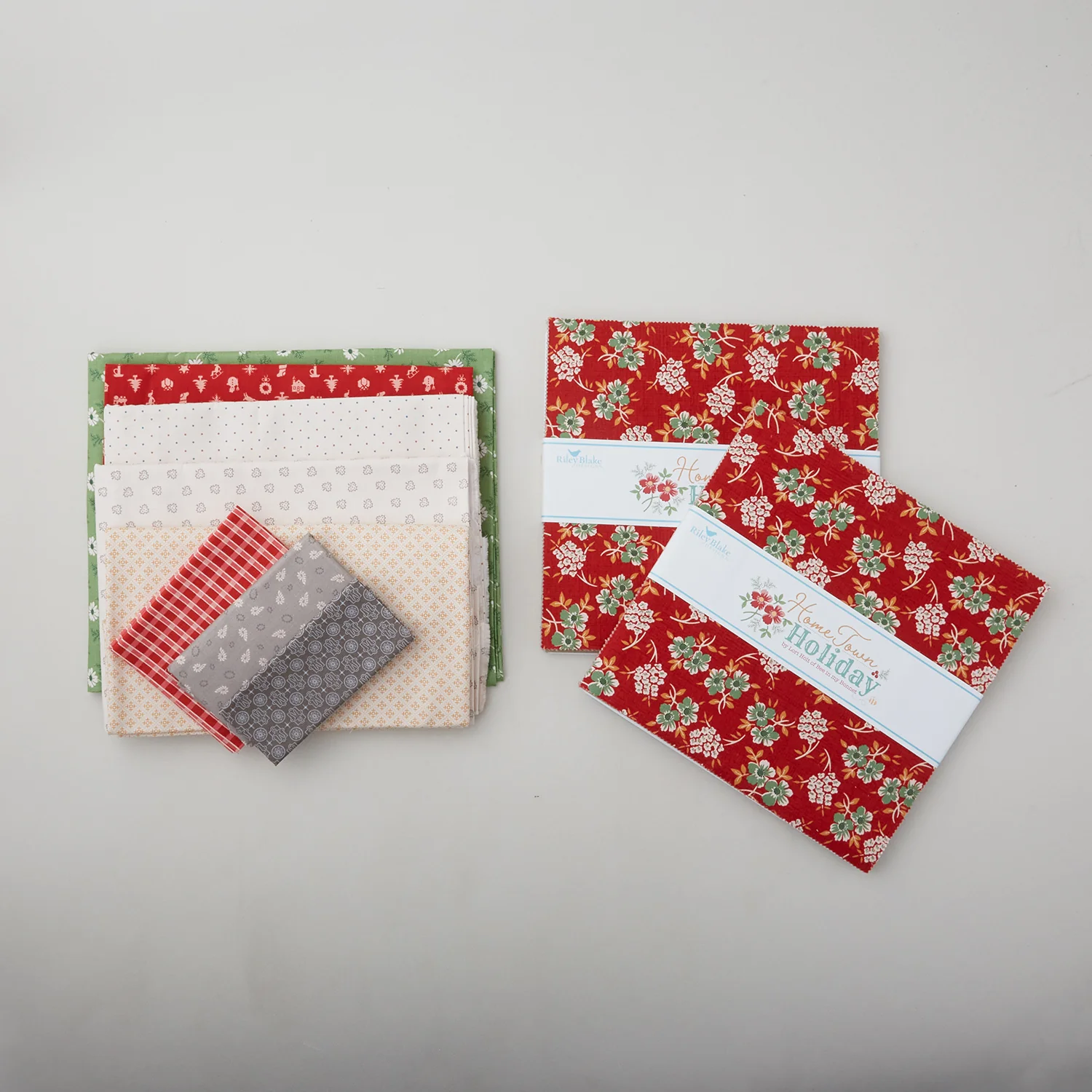 Lori Holt Decorating the Tree Quilt Kit - Image 2