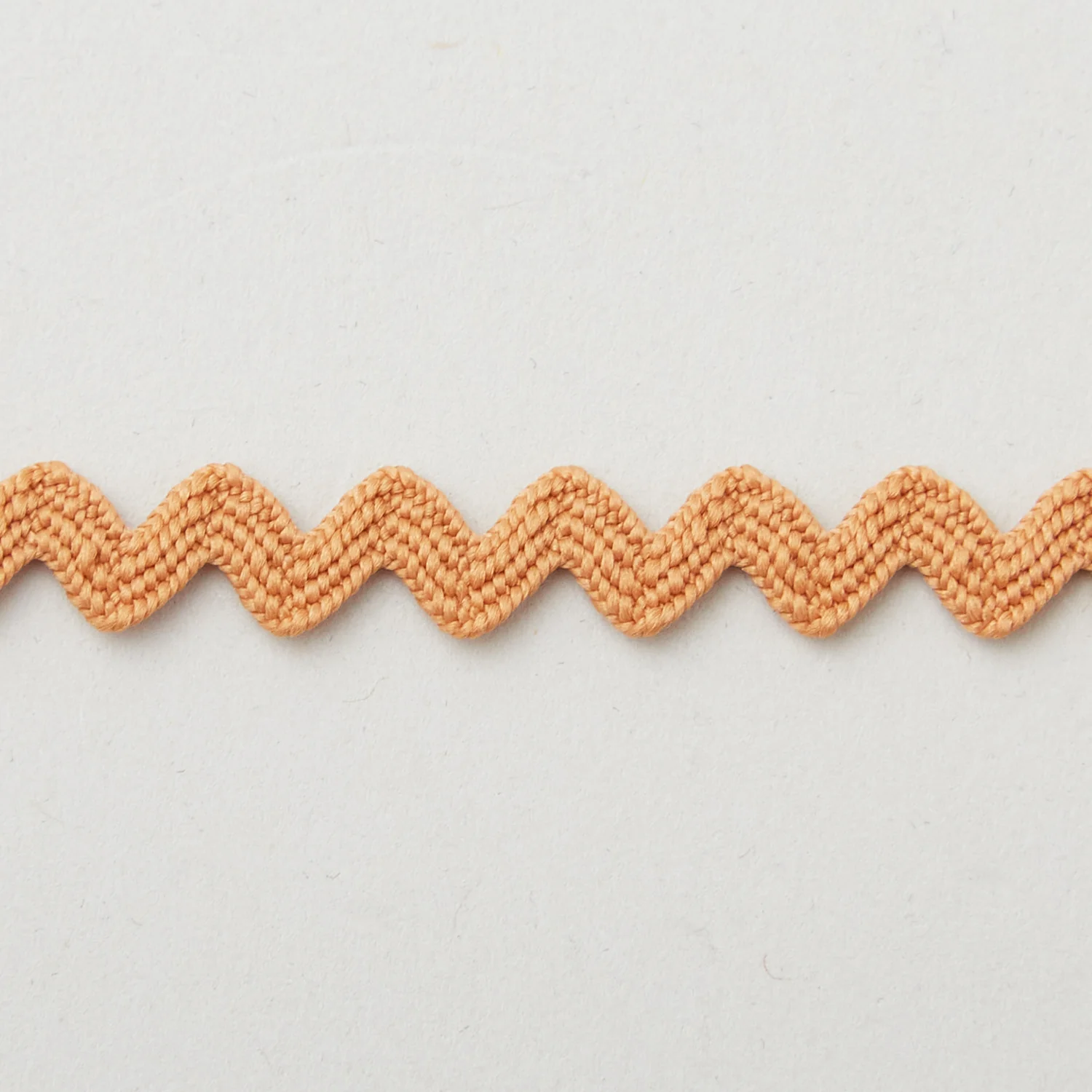 Lori Holt Vintage Ric Rac Small Trim - Cider 1/4"