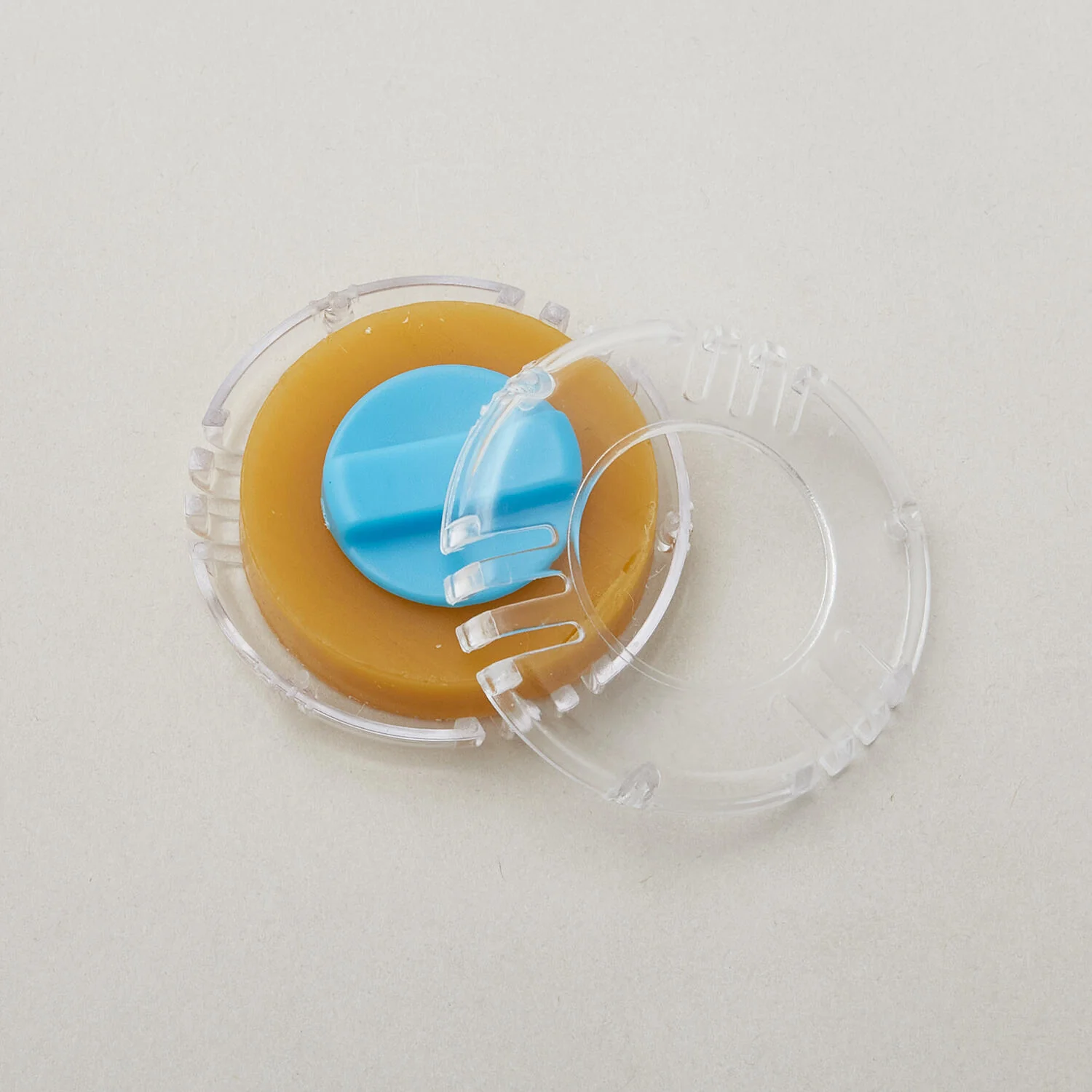 Magic Rotating Beeswax Thread Conditioner - Image 2
