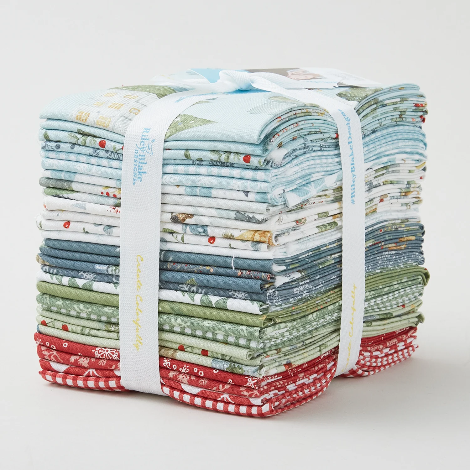Magical Winterland Fat Quarter Bundle - Image 2
