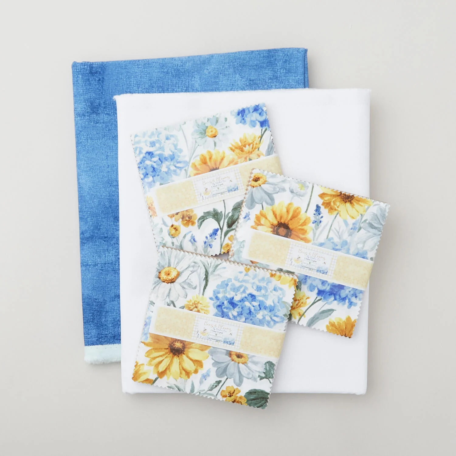 Missouri Star Bees & Blooms Super Simple Squares Quilt Kit - Image 2