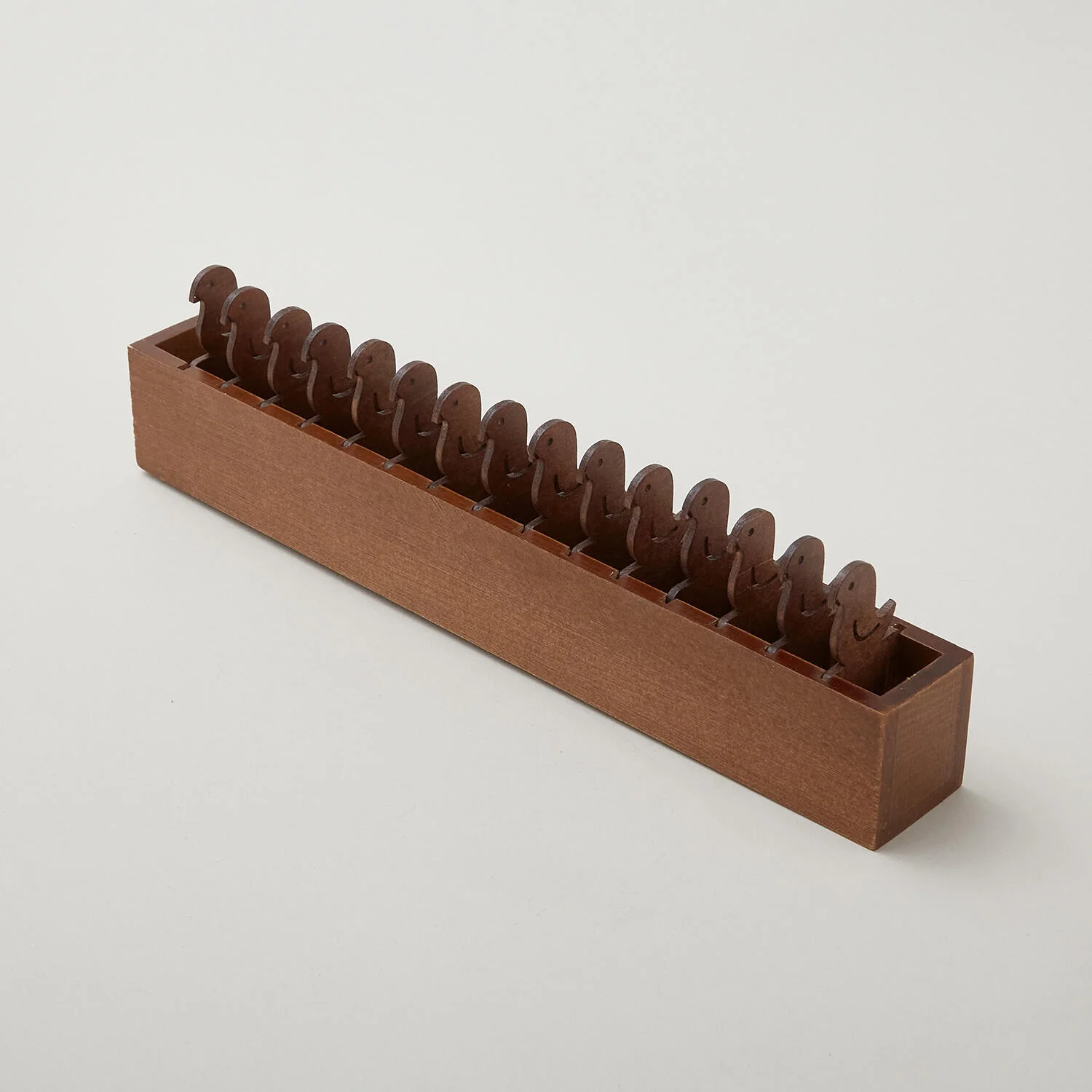 Missouri Star Chuck Floss Bobbins and Storage Box - Image 3