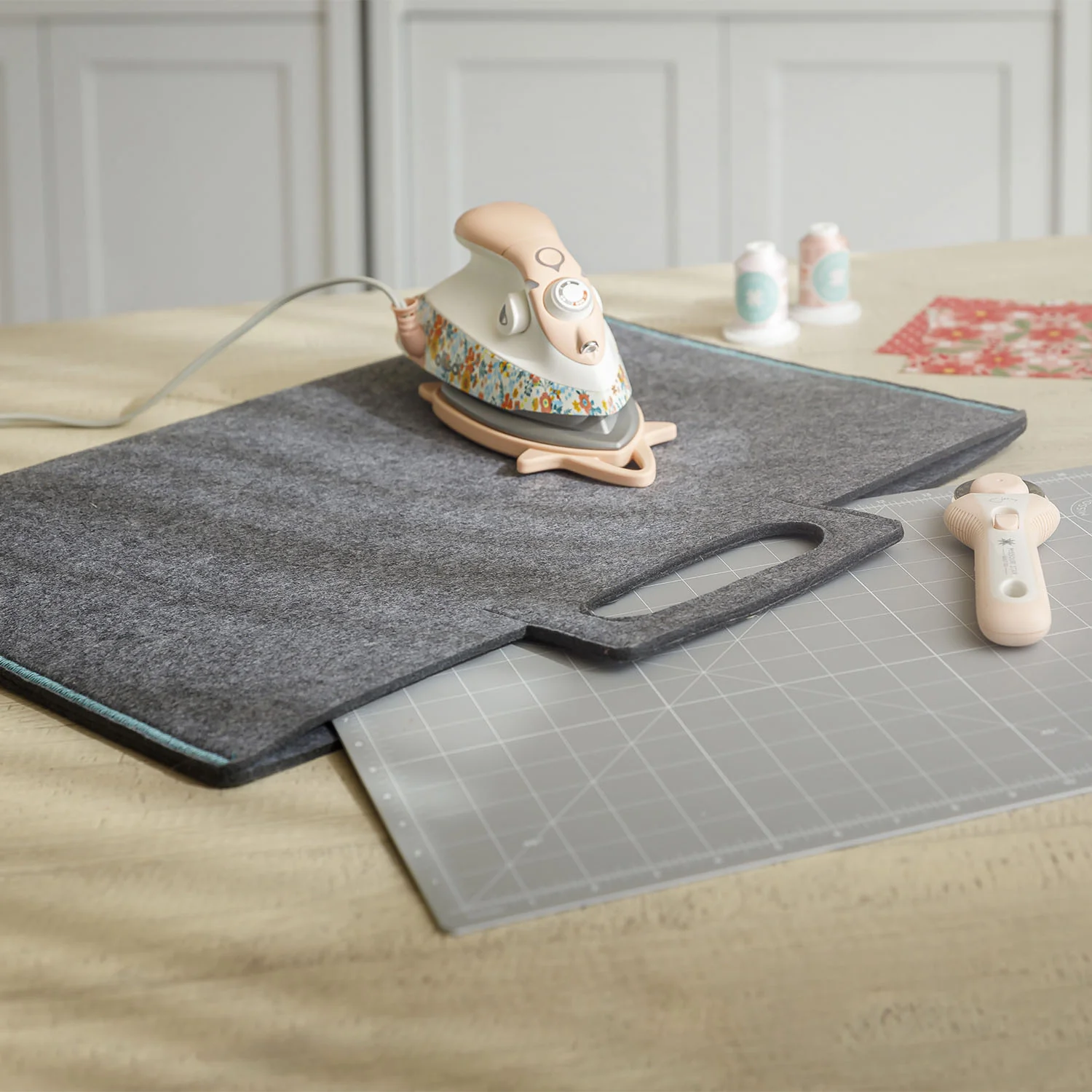 Missouri Star Felt Carry Case/Pressing Mat - Image 4