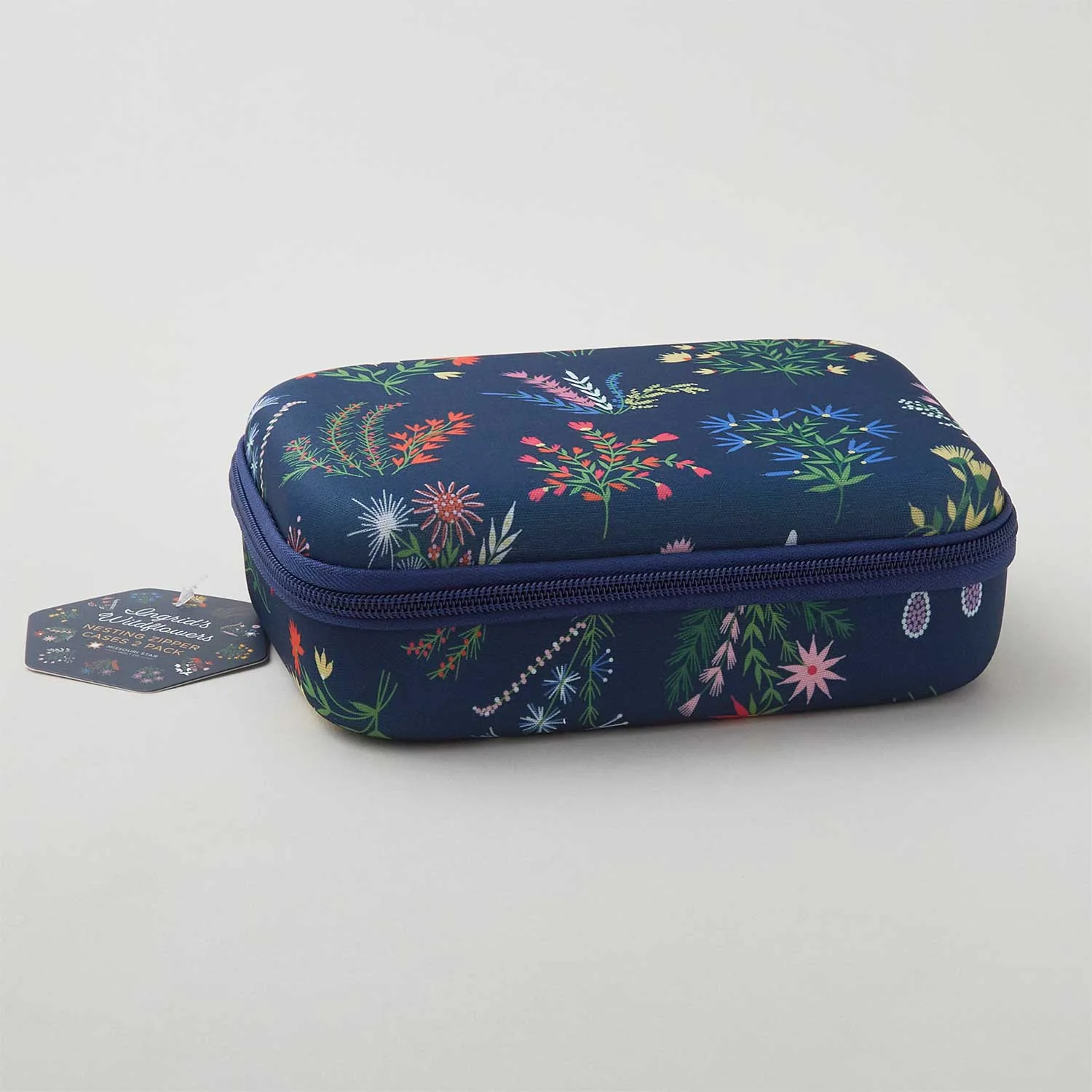 Missouri Star Ingrid's Wildflowers Nesting Zipper Cases (2pk) - Image 4