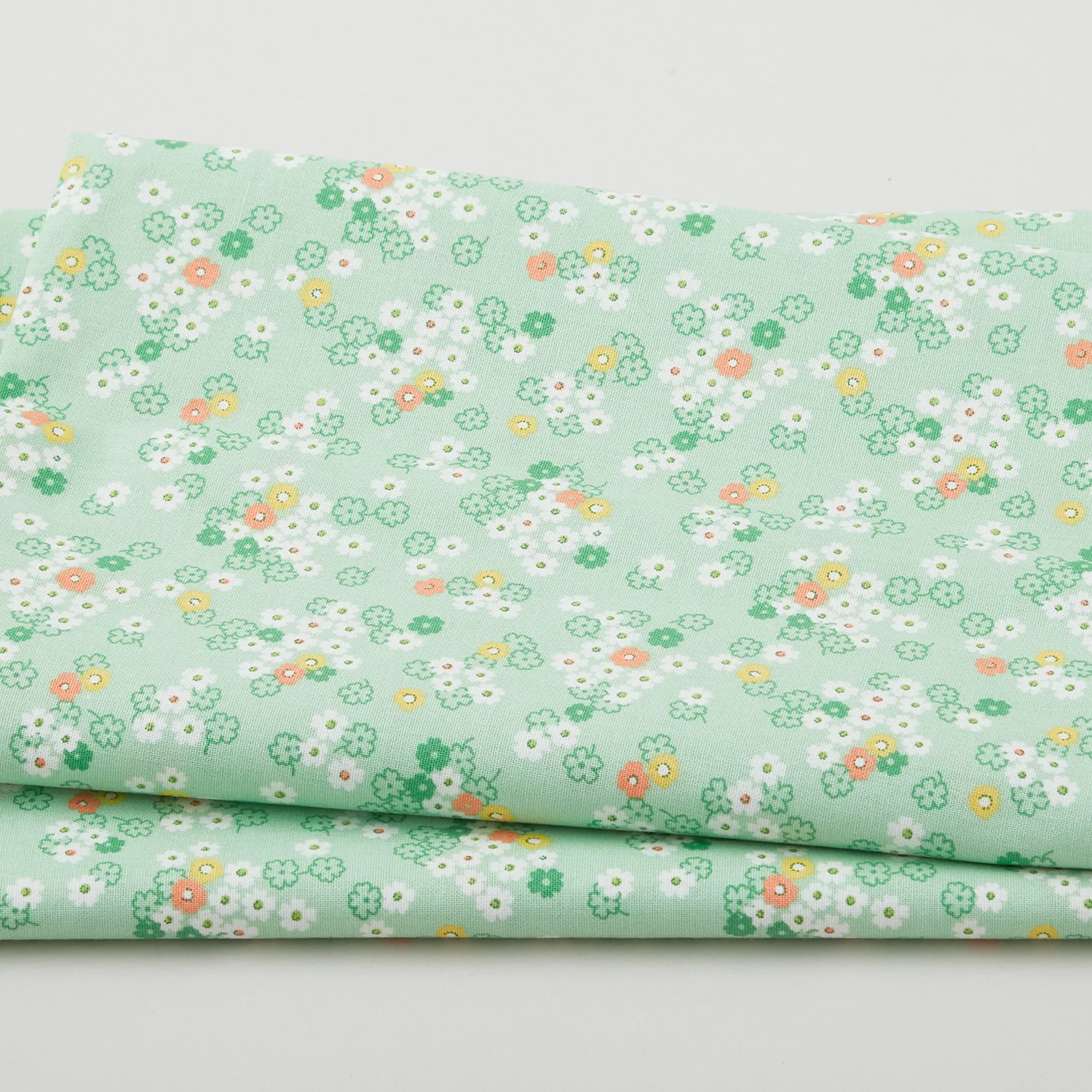 Nana Mae 8 Favorites - Floral Green 2 Yard Cut