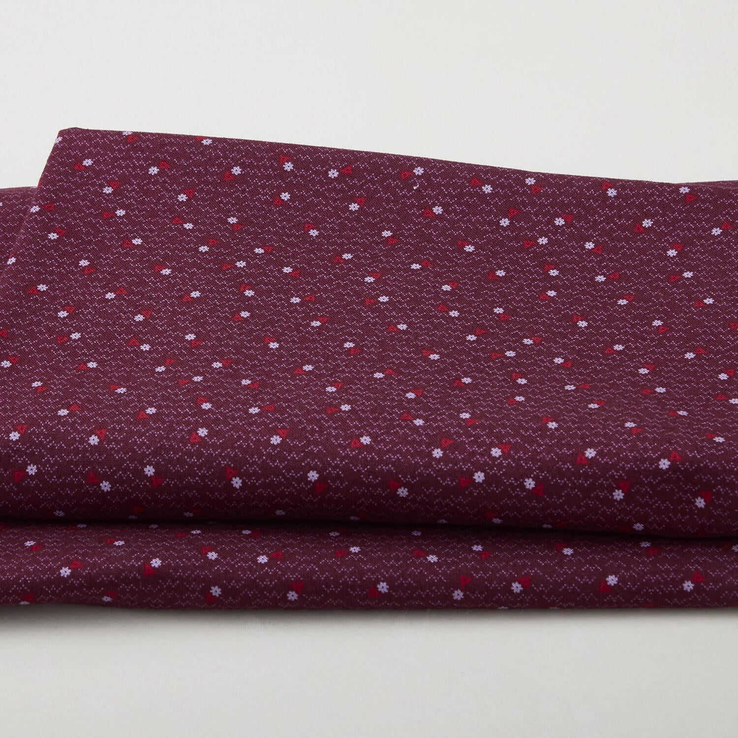 Pansy For Your Thoughts - Tri Flowers Maroon 2 Yard Cut