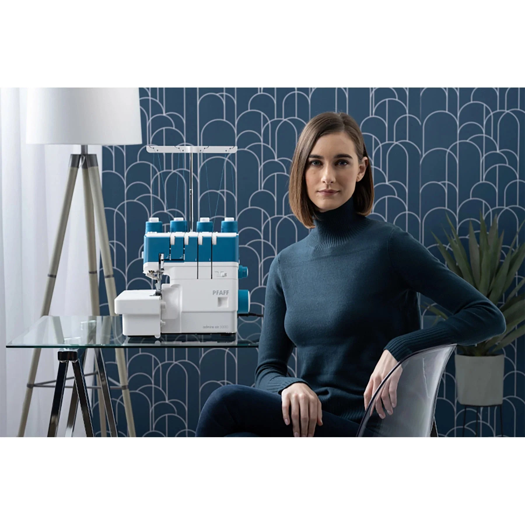 PFAFF® admire™ 1000 Overlock Machine - Image 2