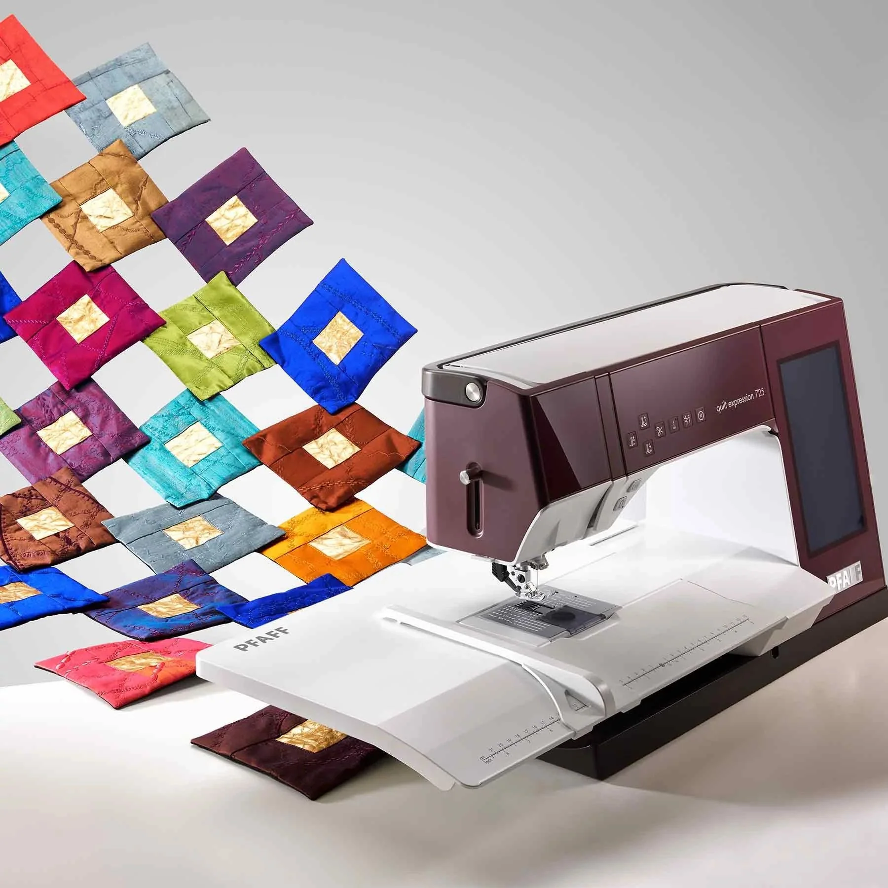 PFAFF® quilt expression™ 725 Sewing Machine - Image 9
