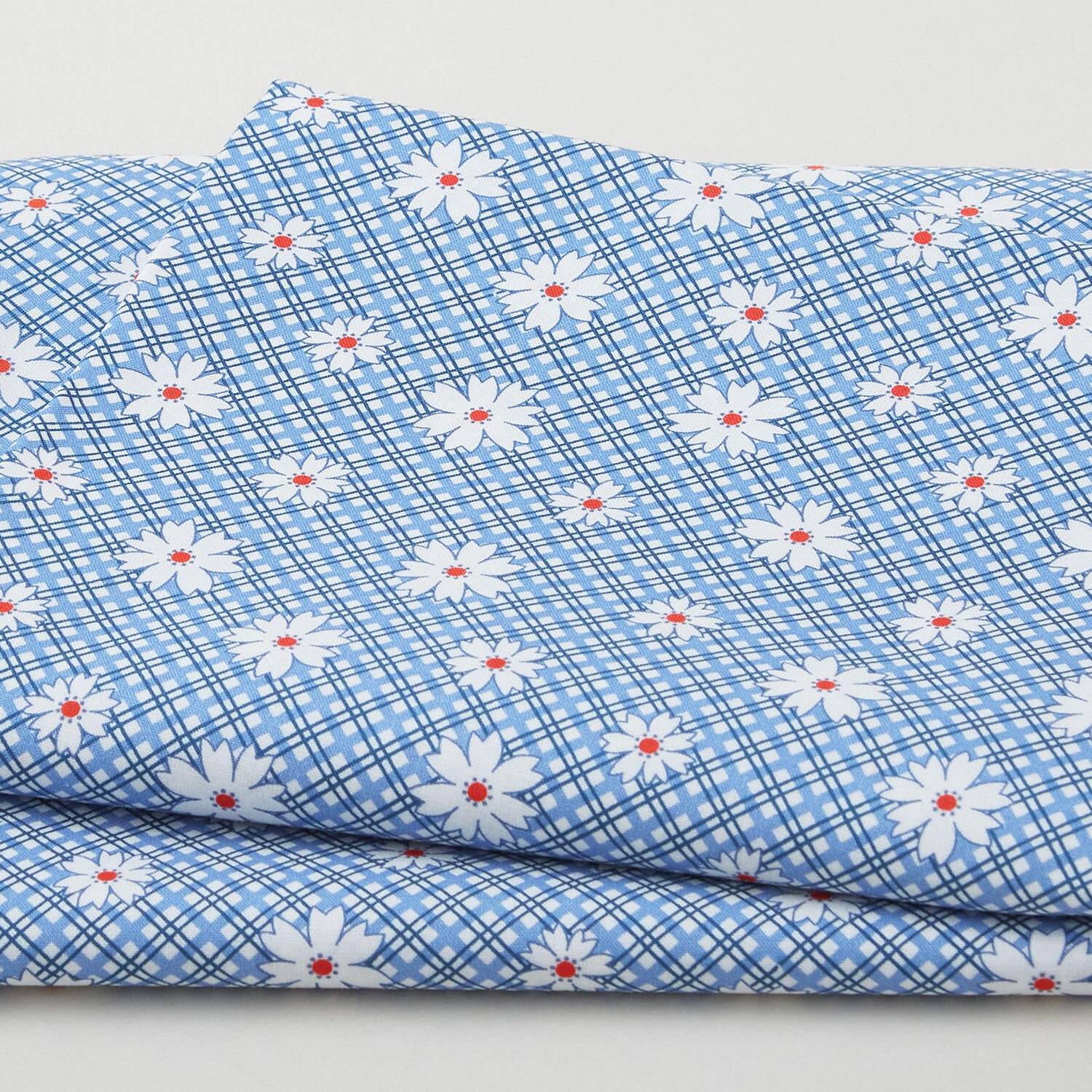 Picnics and Parades Favorites - Americana Flowers 2 Yard Cut