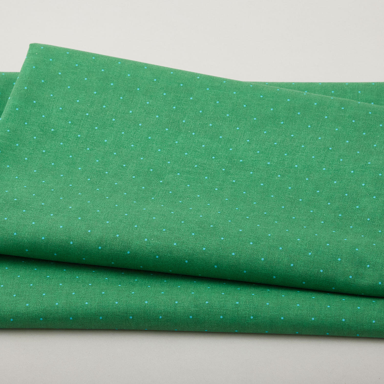 Quilting Rainbow - Dots Green 3 Yard Cut