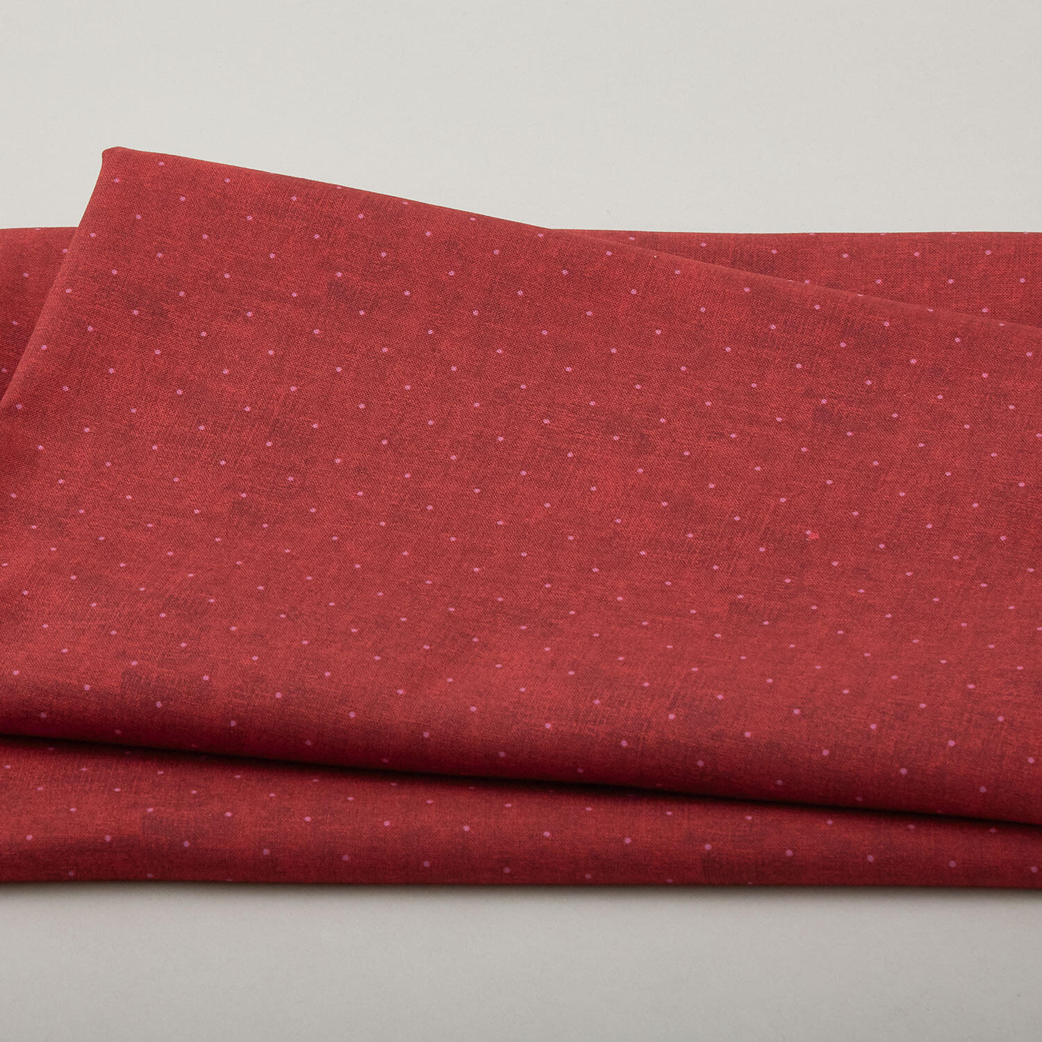Quilting Rainbow - Dots Red 3 Yard Cut