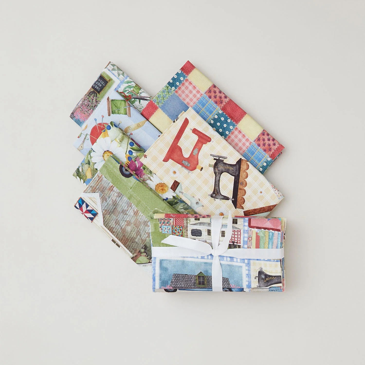 Shop Hopping Favorites Fat Quarter Bundle - 6 pcs.