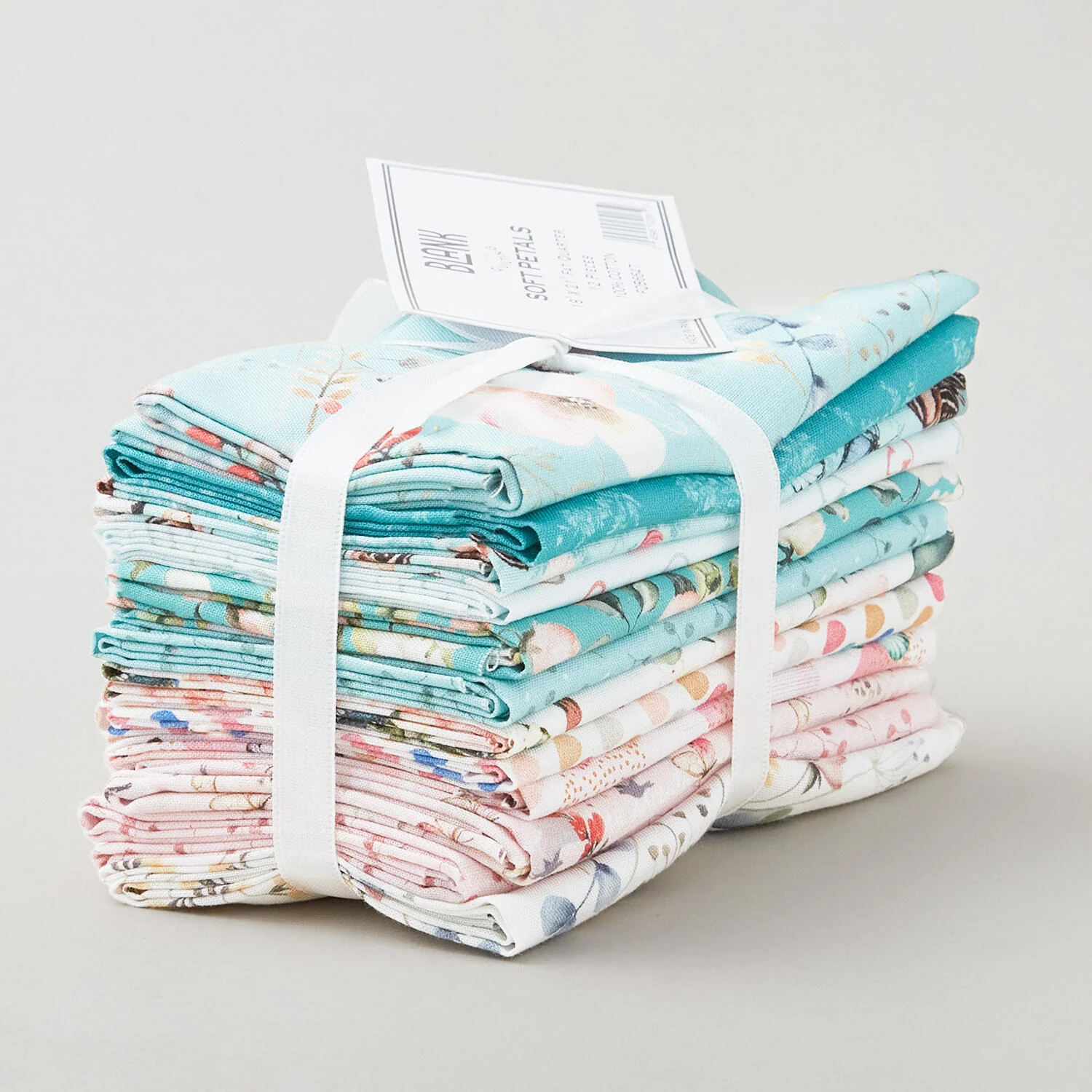 Soft Petals Favorites Fat Quarter Bundle 12 piece - Image 2