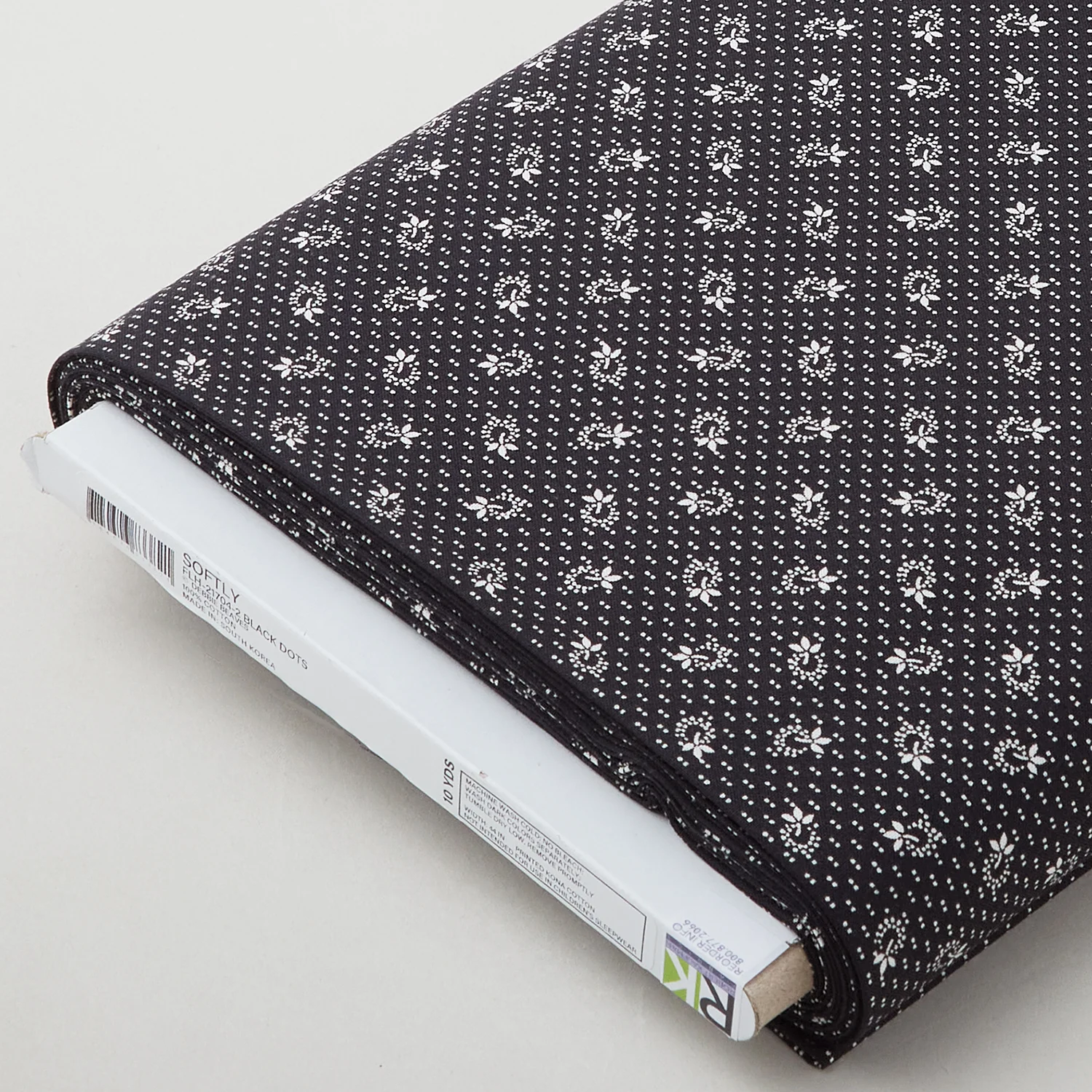 Softly - Black Dots 10 Yard Bolt