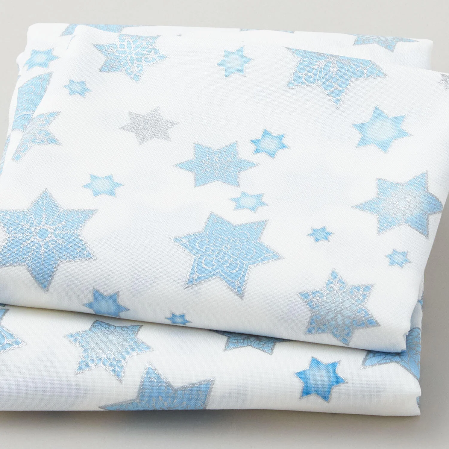 Stars of Light - Large Stars White Metallic 2 Yard Cut