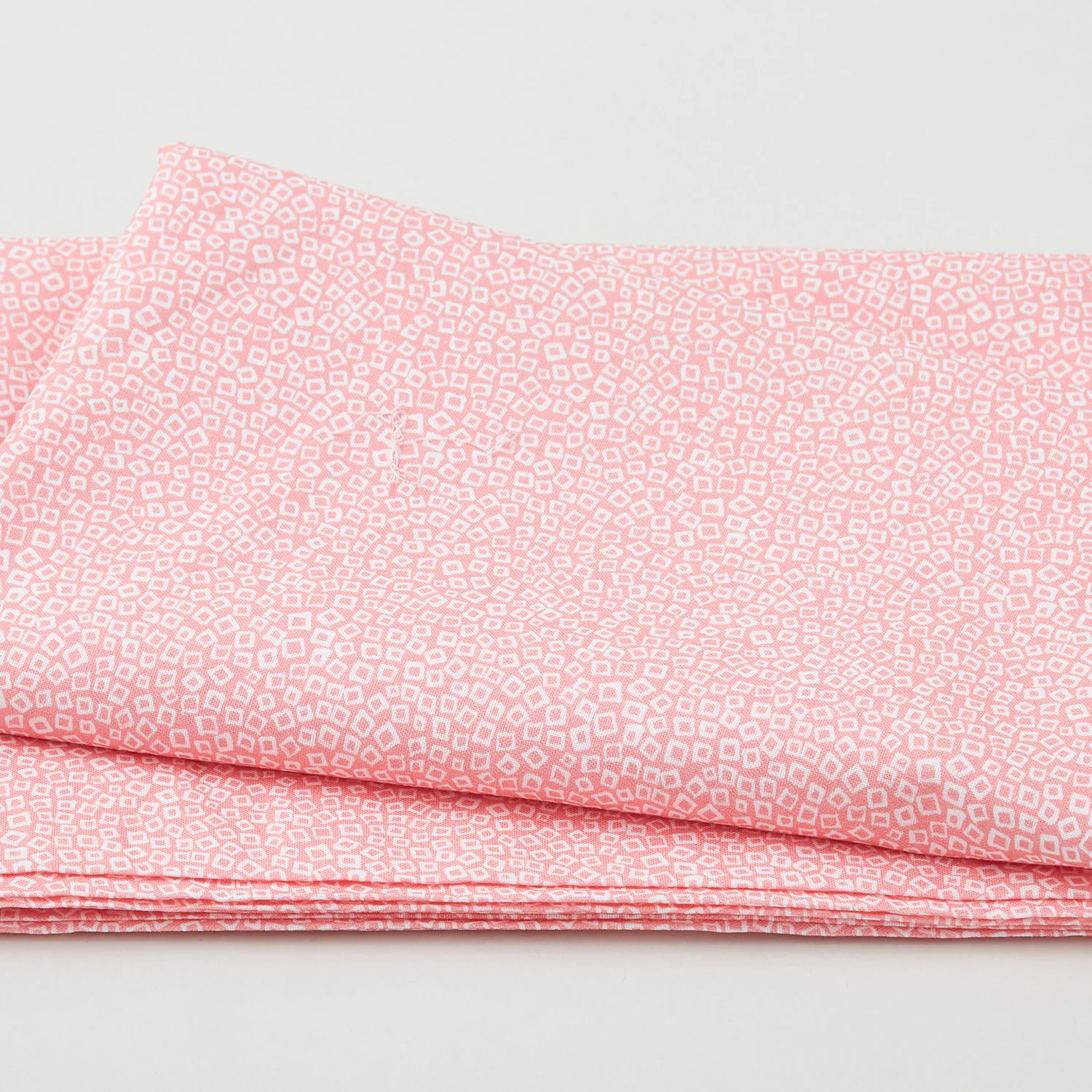 Summer Dreams - Summer Notes Pink 2 Yard Cut