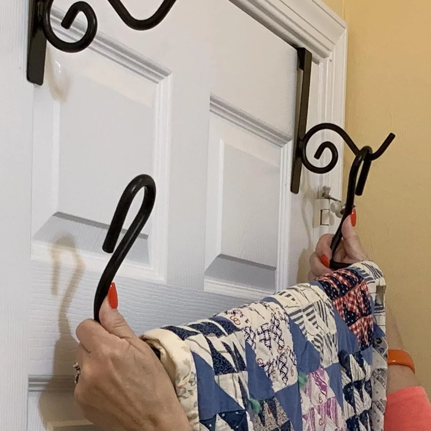 The Quilt Keeper - Quilt Hanger - Image 2