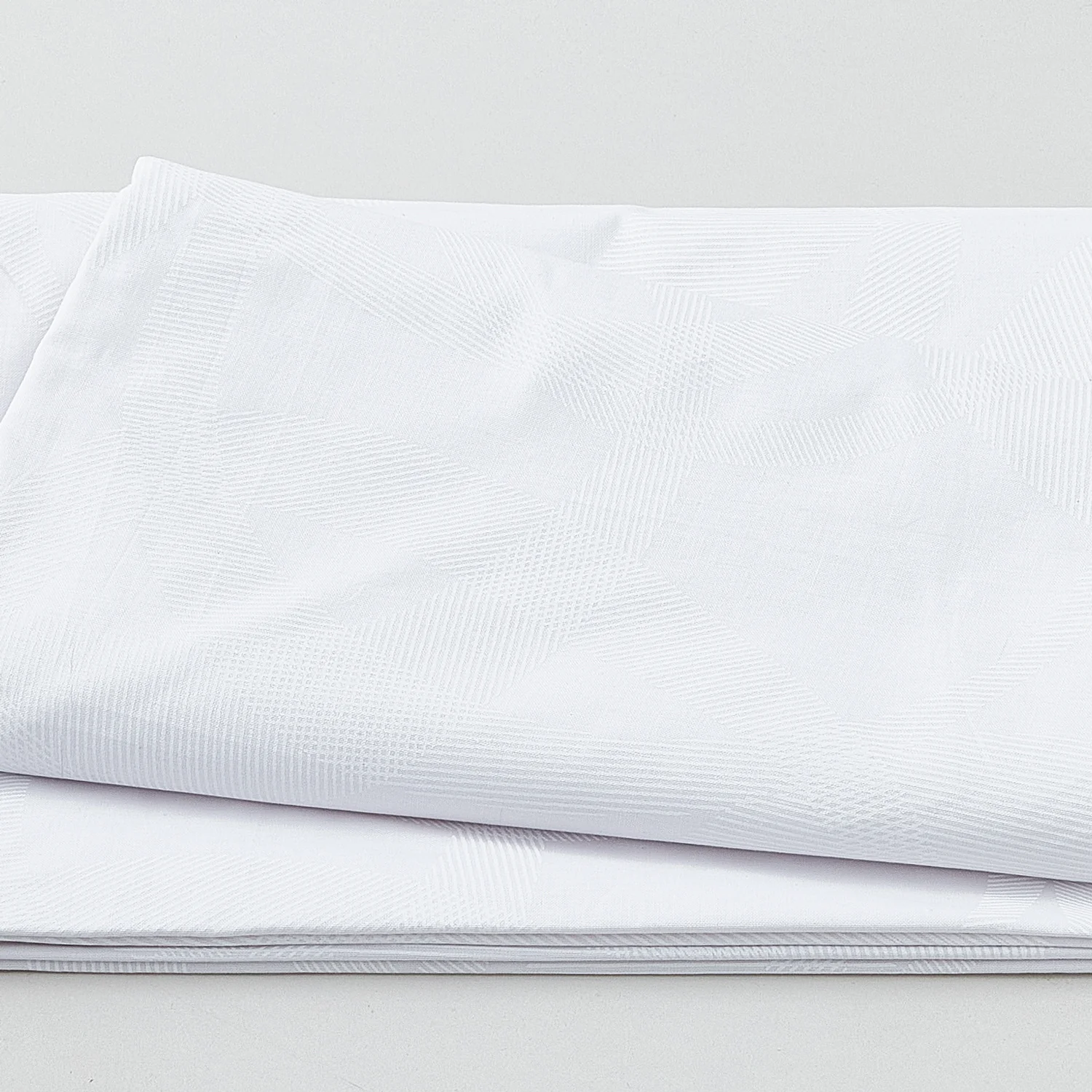 Transparancies - Overlapping Circles Pigment White/White 108" Wide 3 Yard Cut