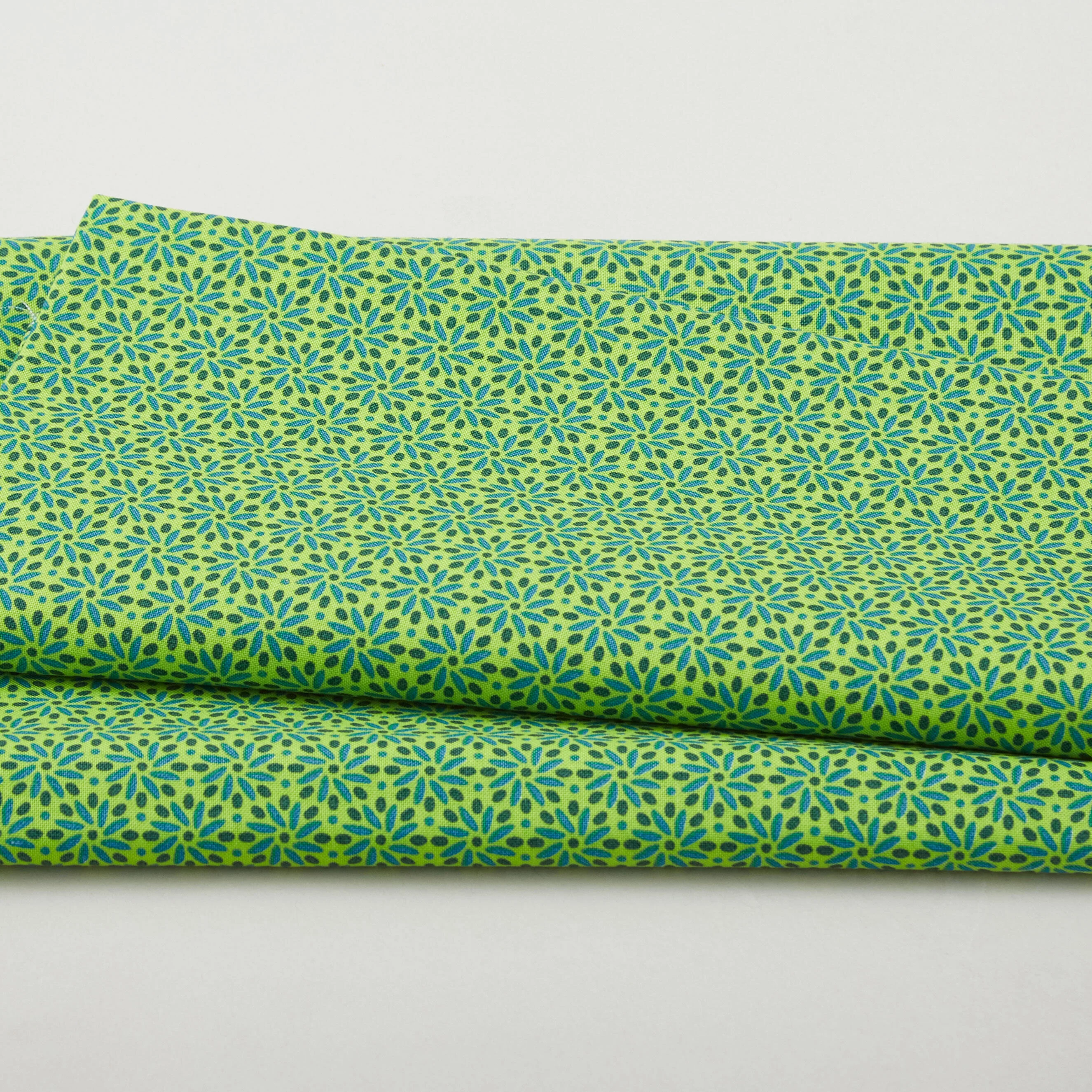 Transparency - Daisy Citrus 2 Yard Cut