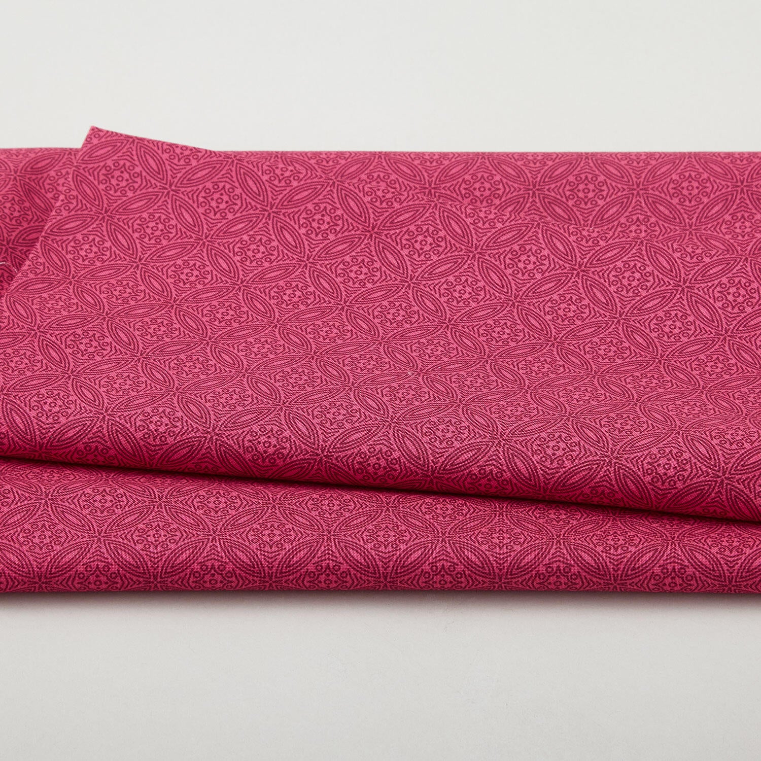Transparency - Medallion Rose 2 Yard Cut