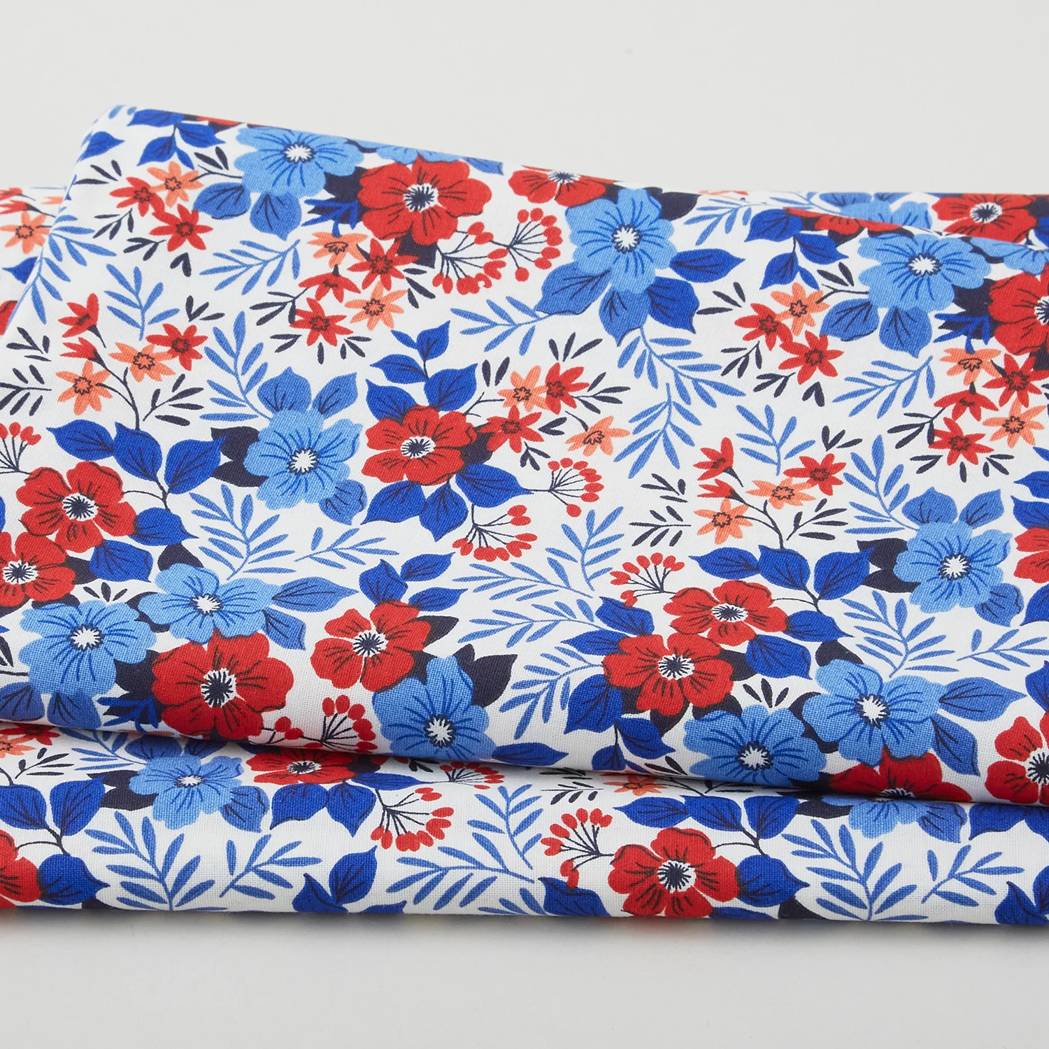 Tried & True Favorites - Flowers Ivory 2 Yard Cut