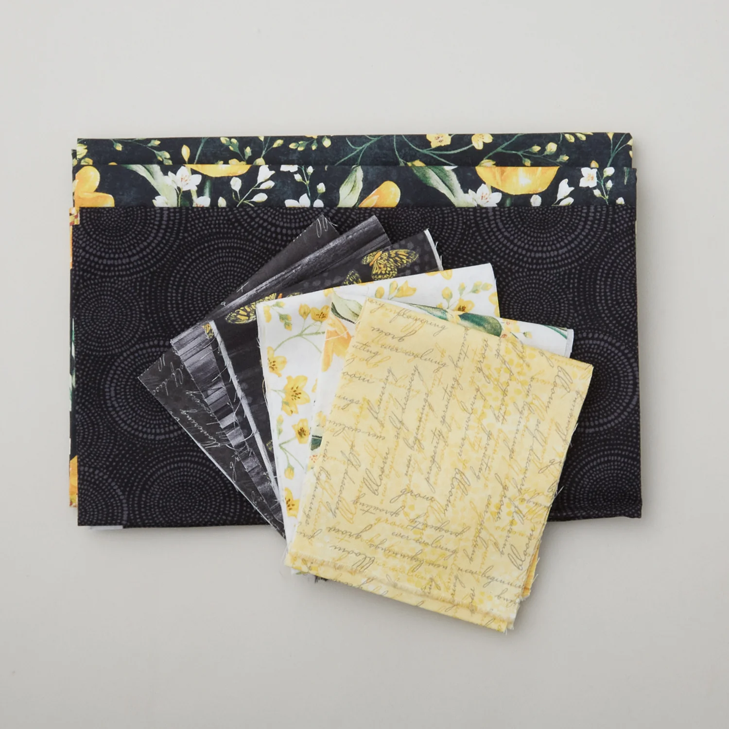 Tulip Fields Braid Table Runner Kit - Image 2