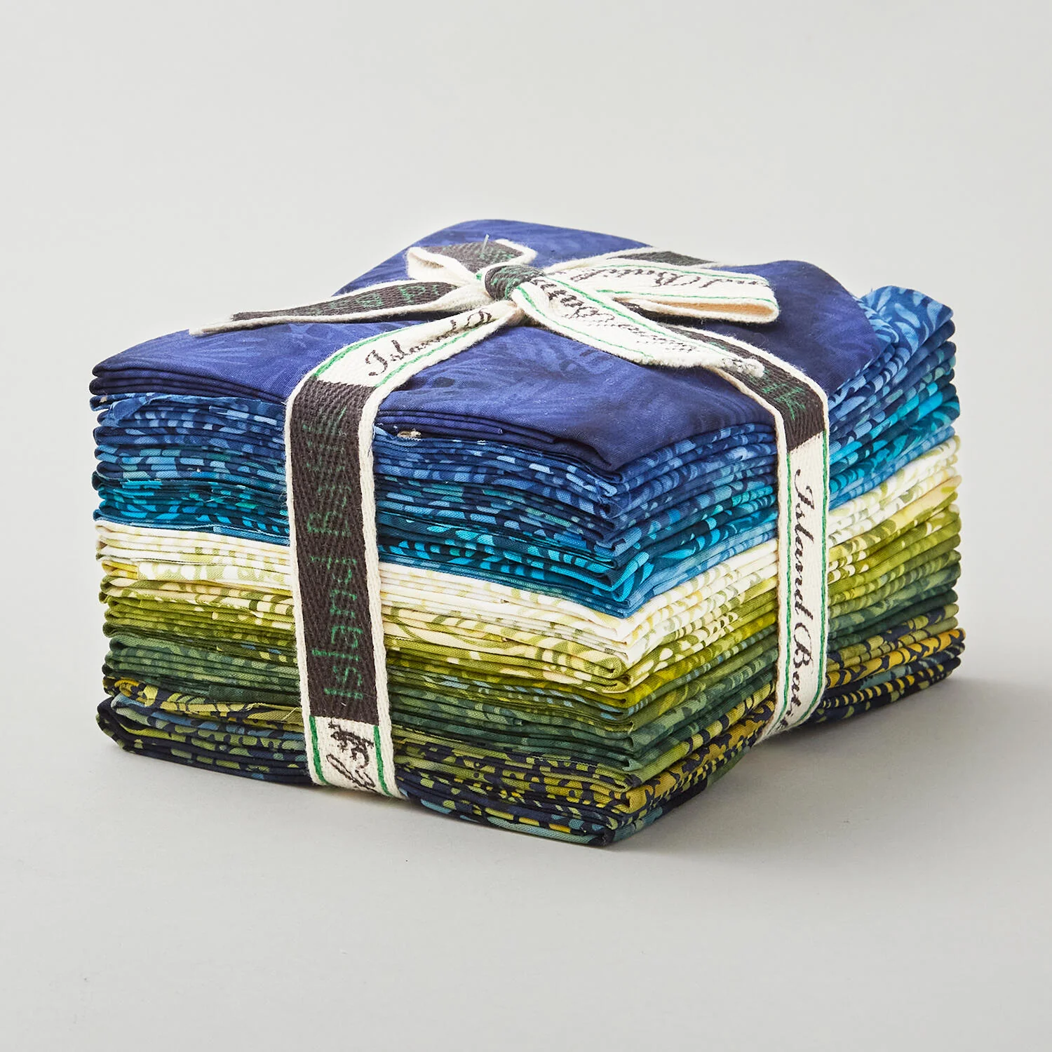Turtle Cove Batiks Fat Quarter Bundle - Image 2