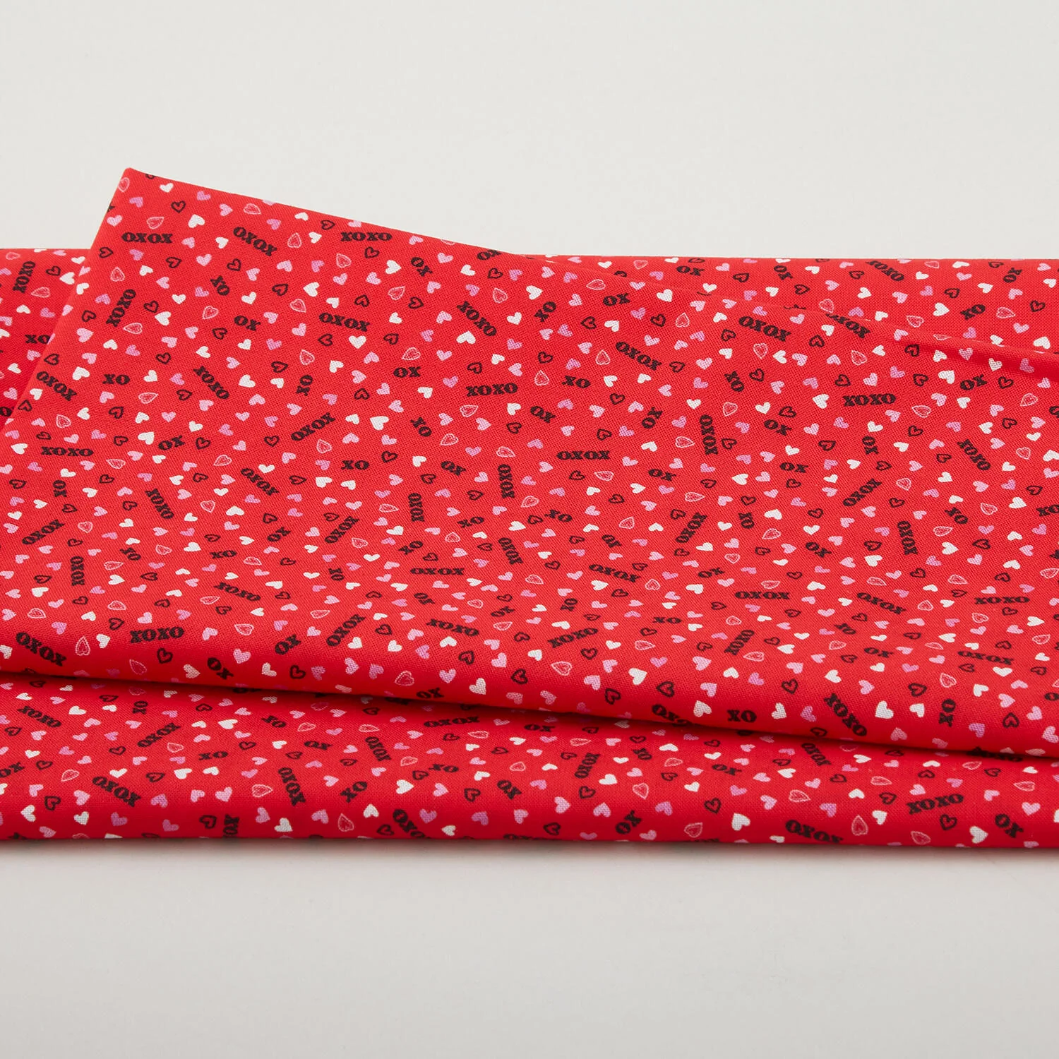Whole Lotta Love - Hugs & Kisses Red 2 Yard Cut