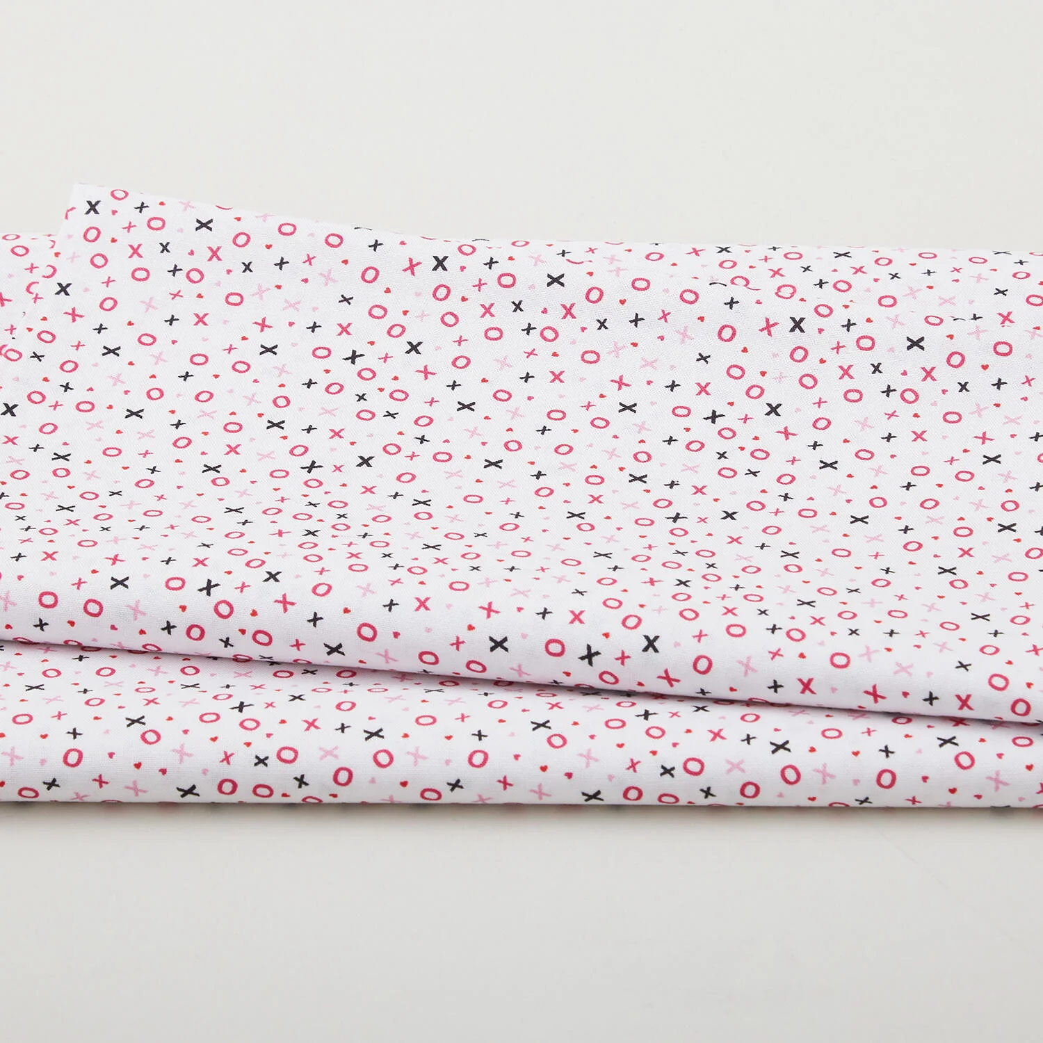Whole Lotta Love - XoXo Love White 2 Yard Cut